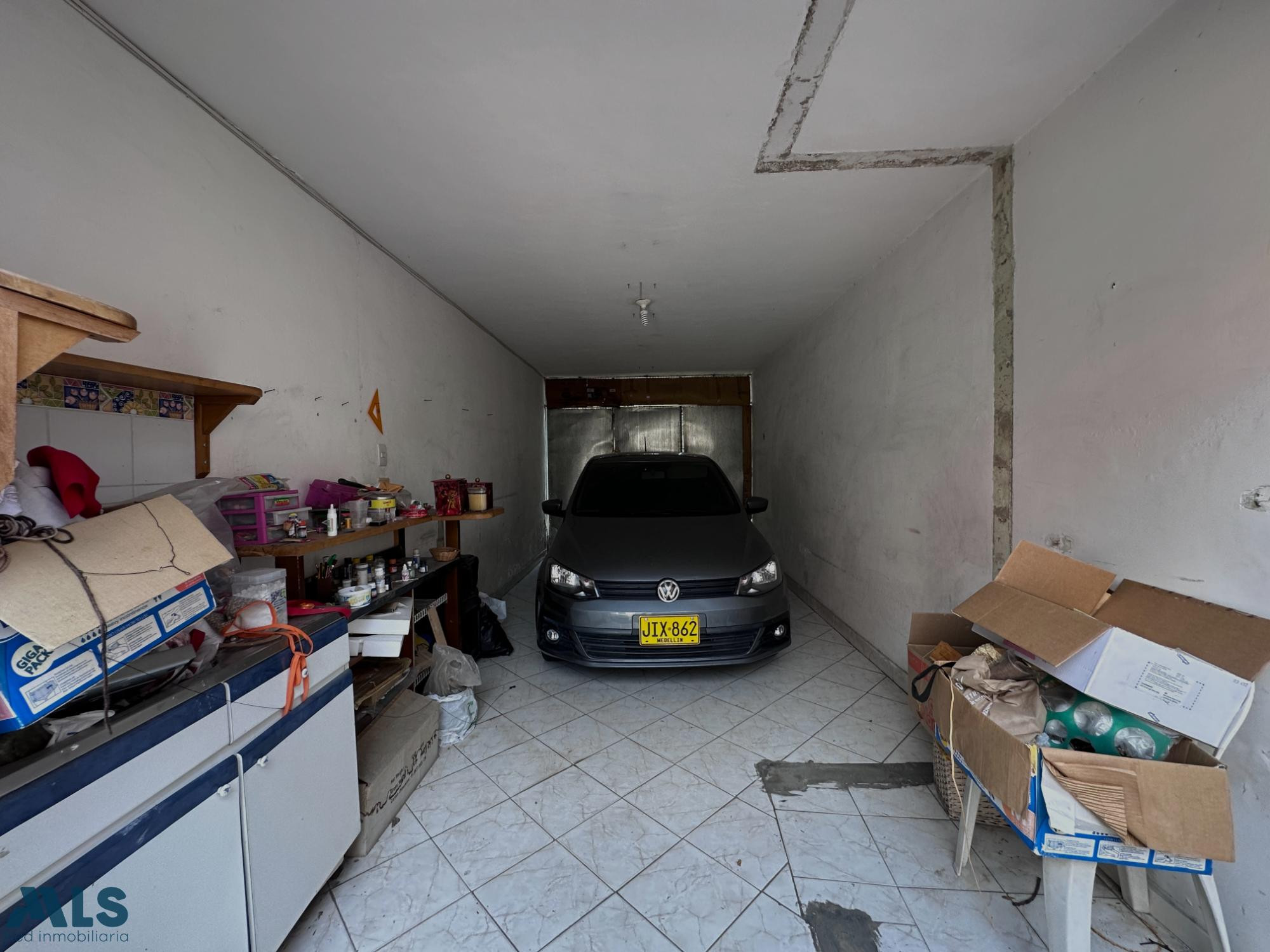 CASA LOTE EN VENTA EN MANILA - POBLADO medellin - manila