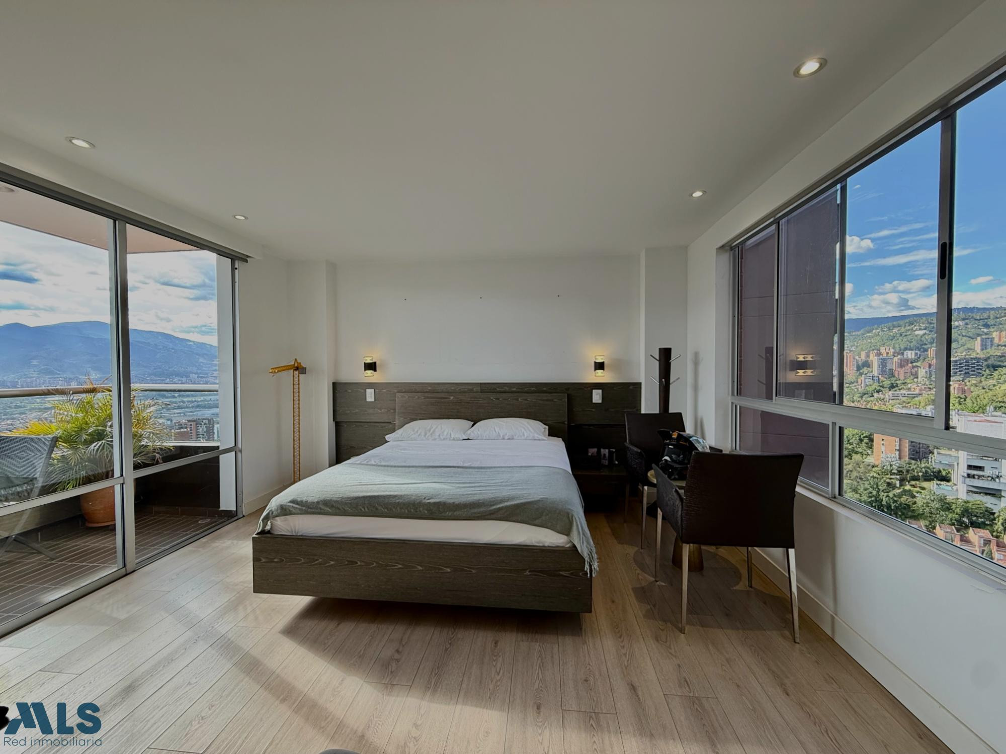 HERMOSO APARTAMENTO EN LOS BALSOS CON LA INFERIOR! medellin - el poblado