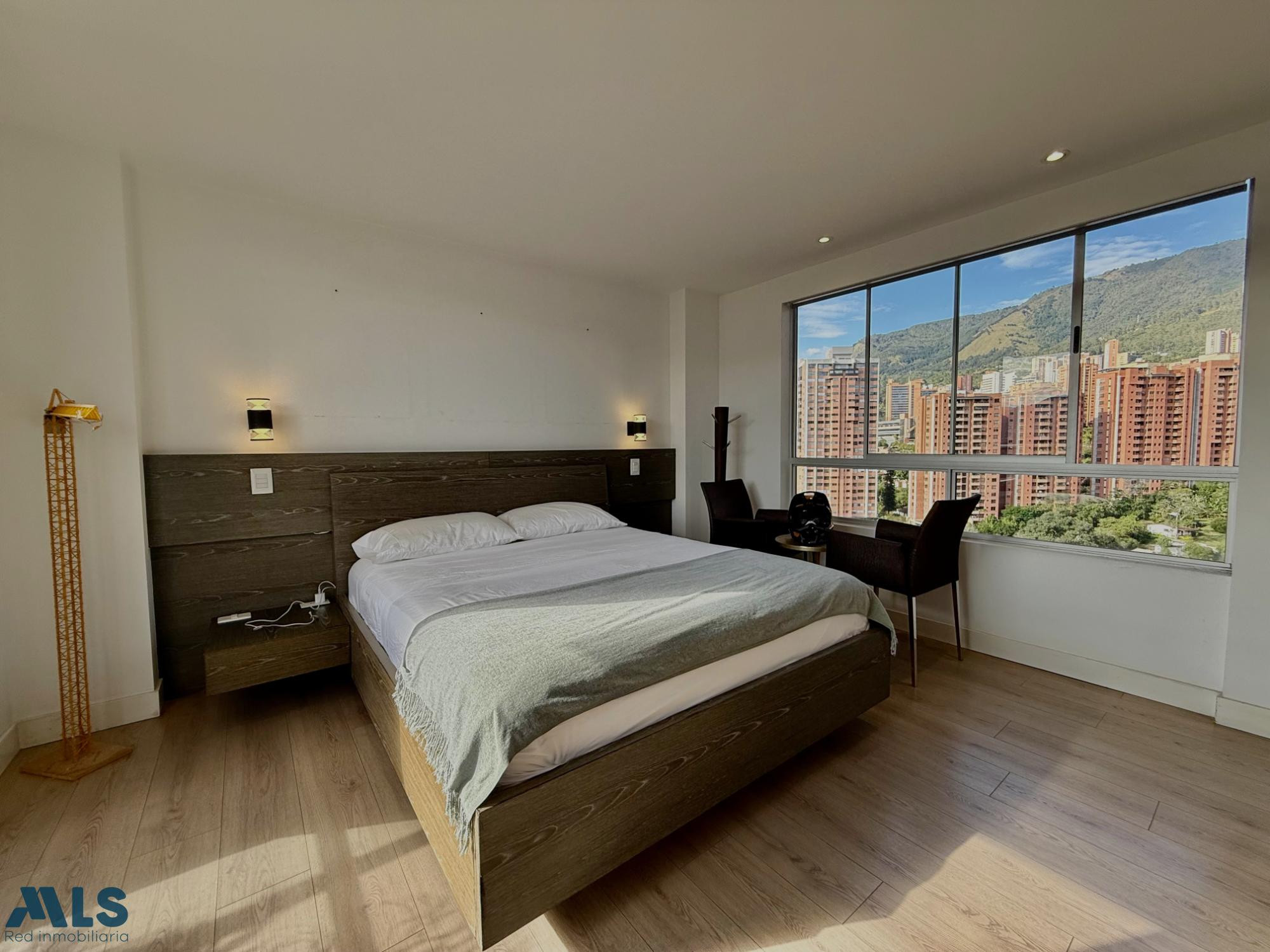 HERMOSO APARTAMENTO EN LOS BALSOS CON LA INFERIOR! medellin - el poblado