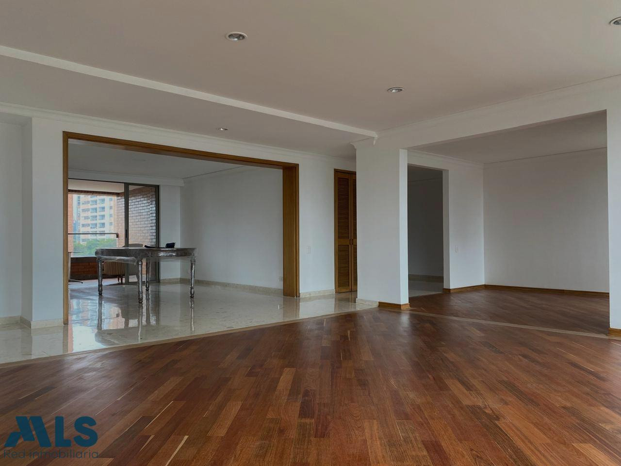 Espacios generosos, buenos acabados y ubicación medellin - los balsos no 1