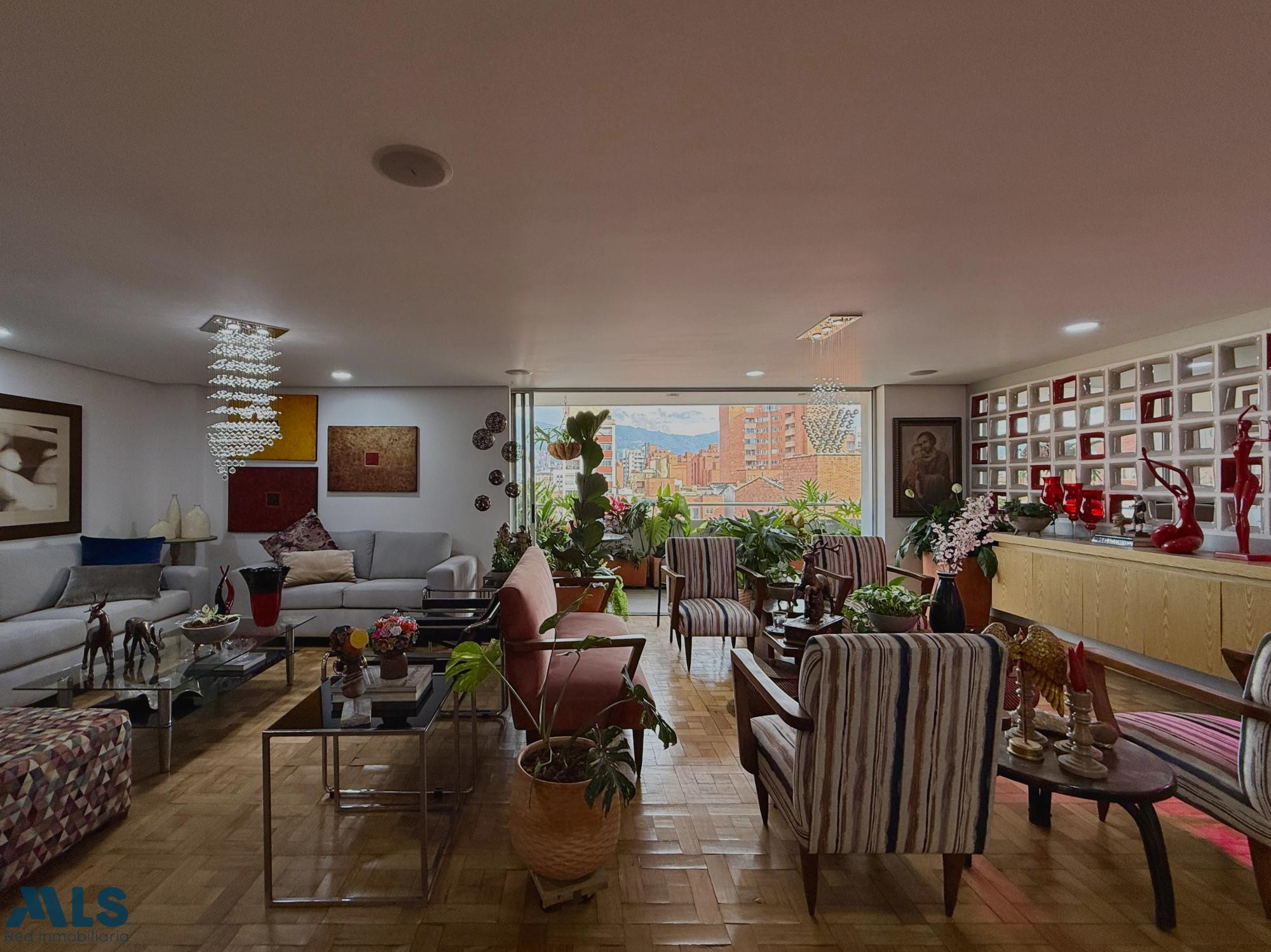 Apartamento en el corazón de Laureles - Av. Nutibara medellin - laureles