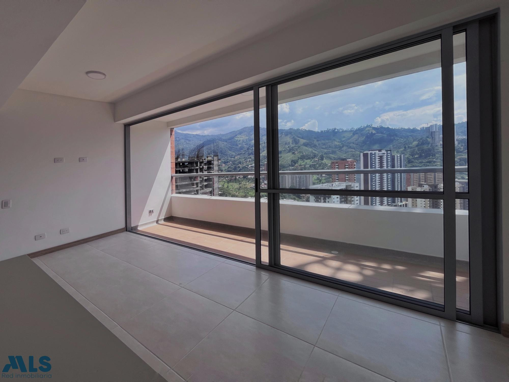 Apartamento para estrenar con vista espectacular. sabaneta - las lomitas