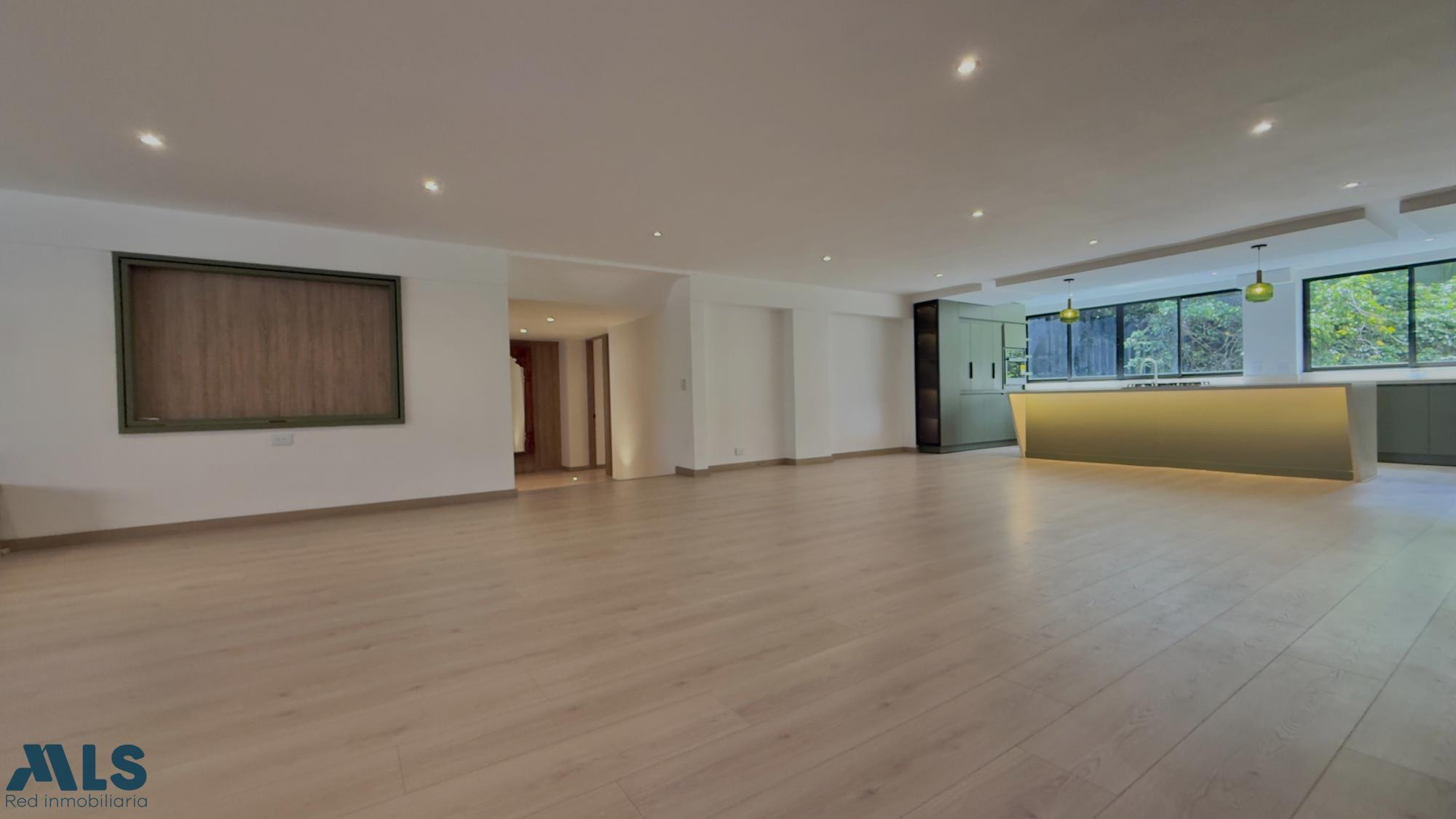 Gran Apartamento en Castropol Remodelado medellin - castropol