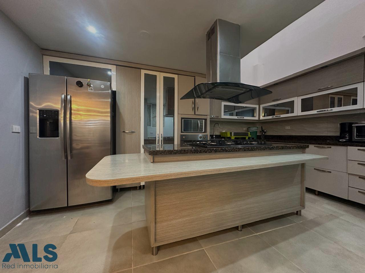 Casa de 2 niveles en El Poblado medellin - los balsos no 1