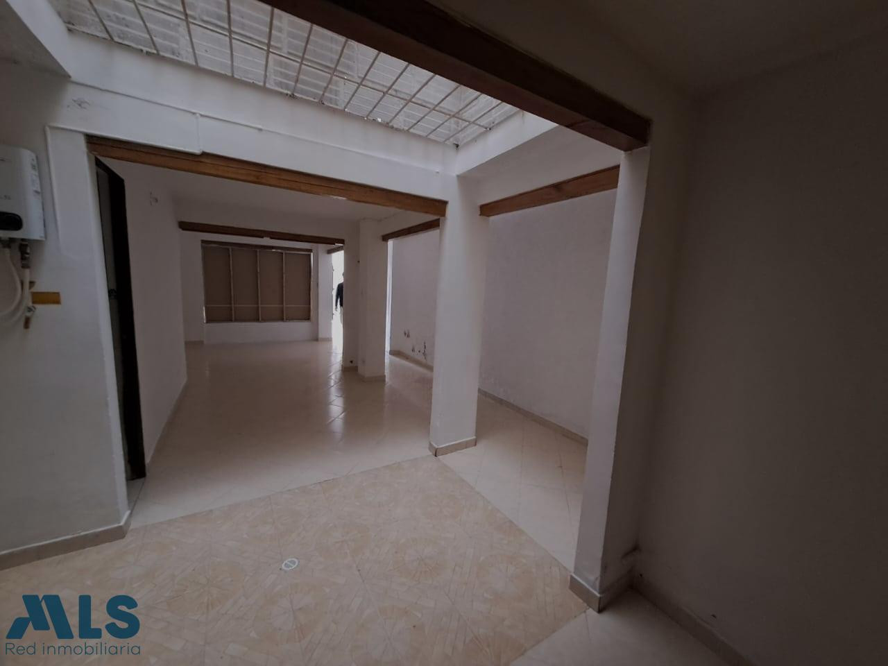 CASA CON GARAJE SECTOR RESIDENCIAL envigado - la sebastiana