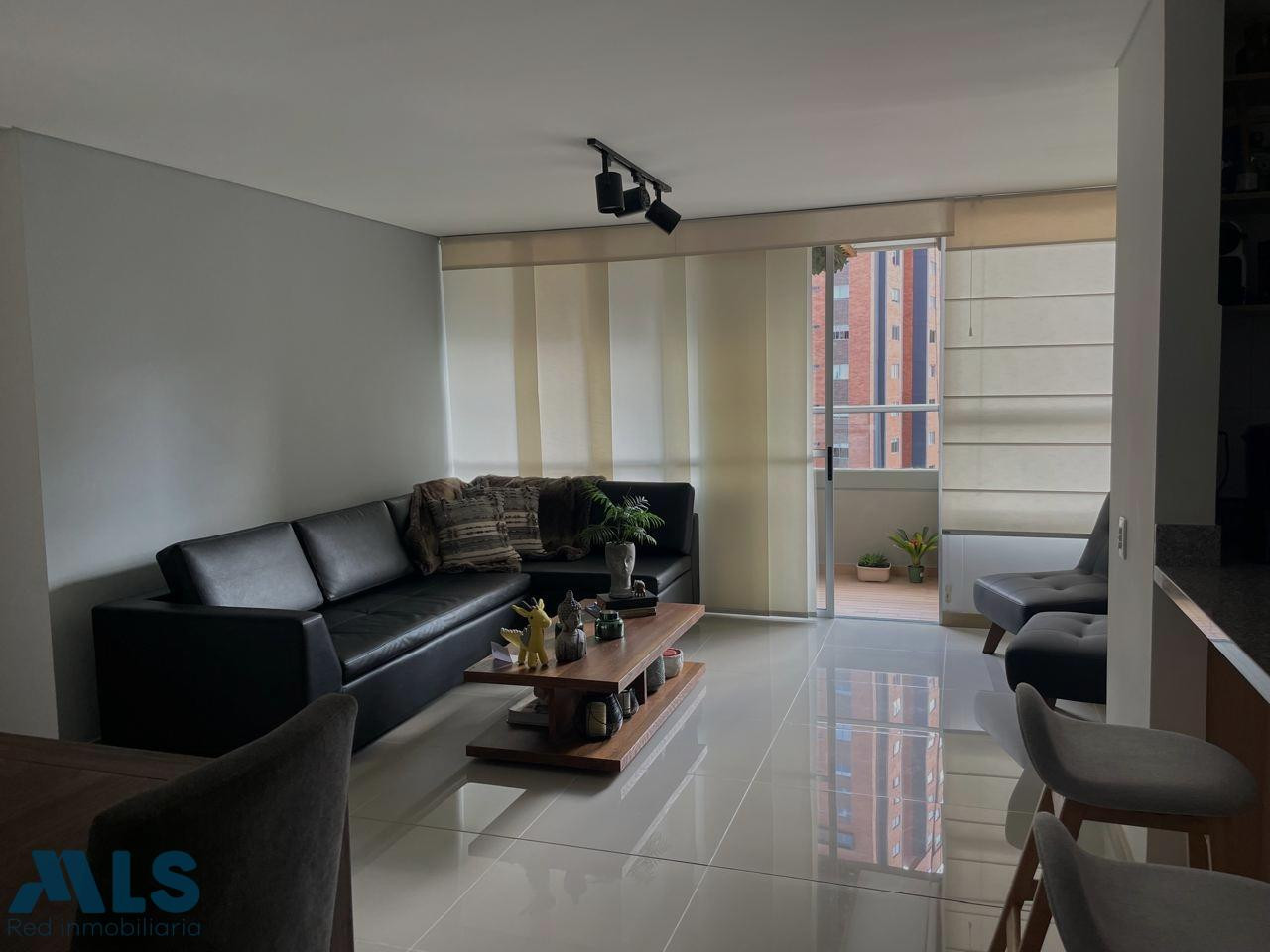 HERMOSO APARTAMENTO UN UNIDAD SUPER COMPLETA sabaneta - loma de san jose