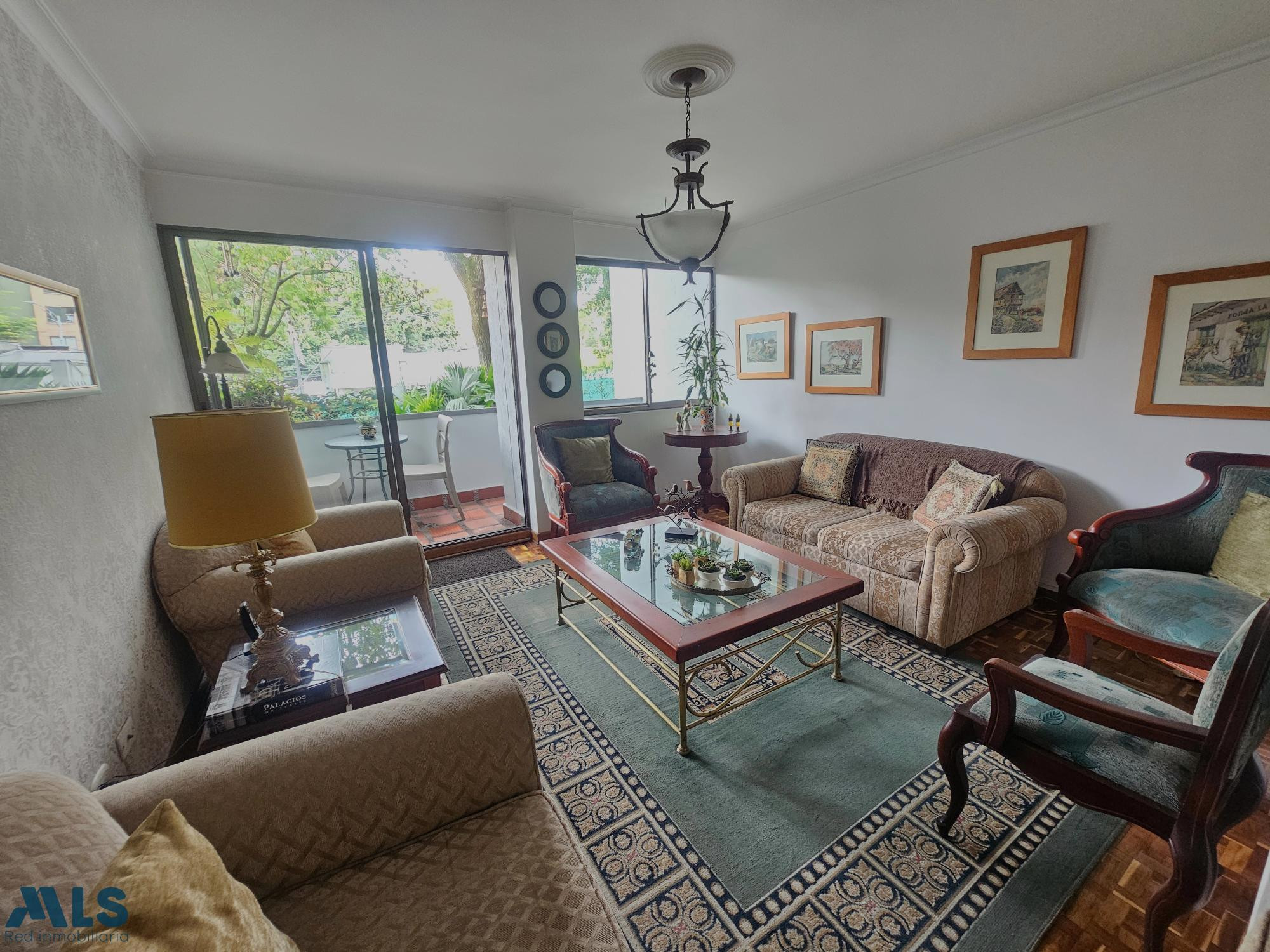 EXCELENTE UBICACION EN PARTE BAJA DEL POBLADO medellin - oviedo