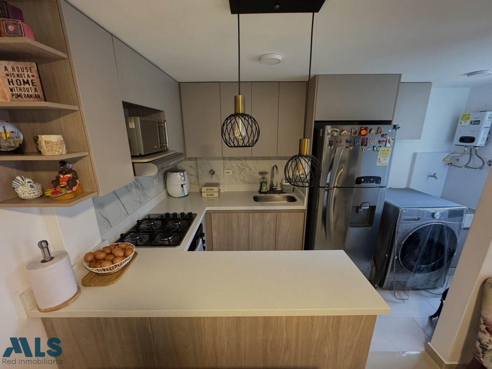 Apartamento con excelentes acabados. san-antonio-de-prado - vergel