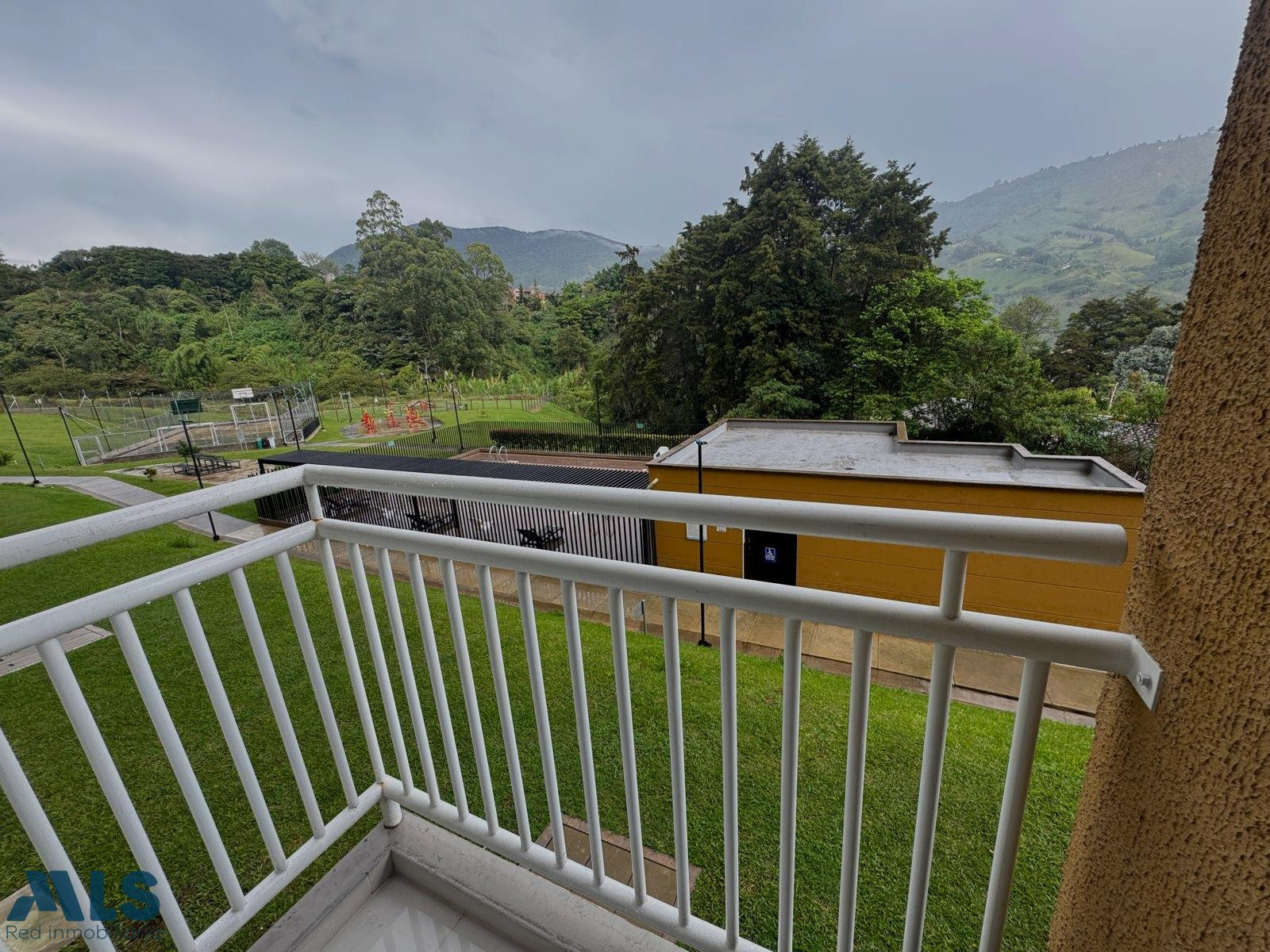 Apartamento con excelentes acabados. san-antonio-de-prado - vergel