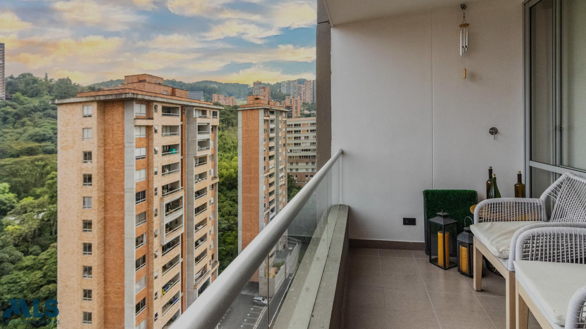 Venta Apartamento en Castropol, magnífica vista medellin - castropol