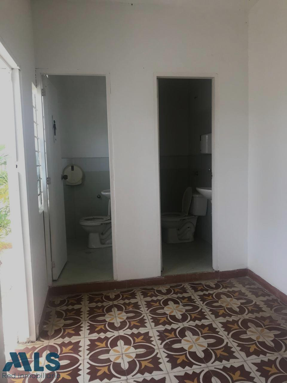 ESPECTACULAR CASA EN CAUCASIA caucasia - loma fresca