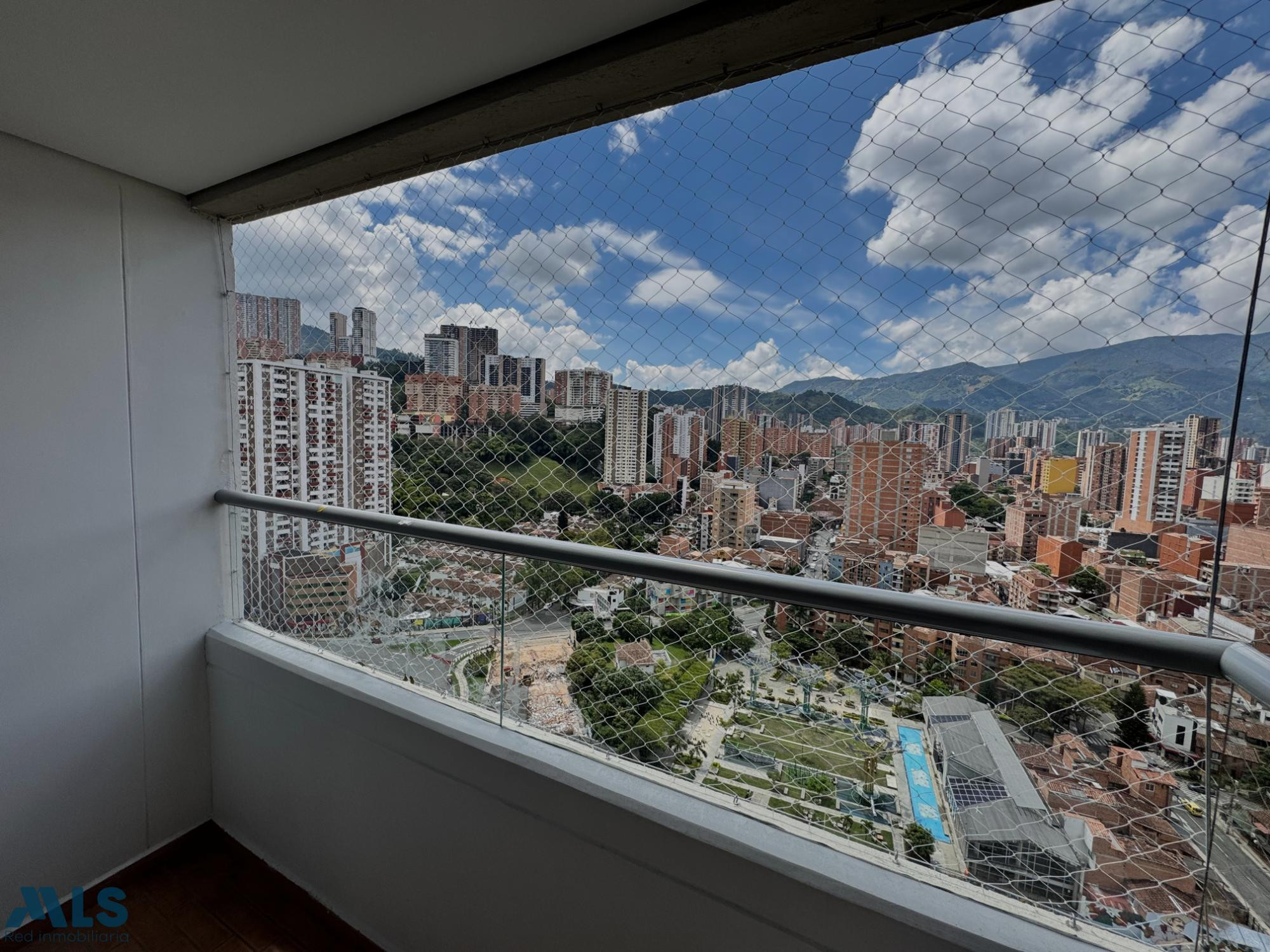 🏙️ Apartamento con vista soñada y espacios amplios en Sabaneta sabaneta - los alcazares