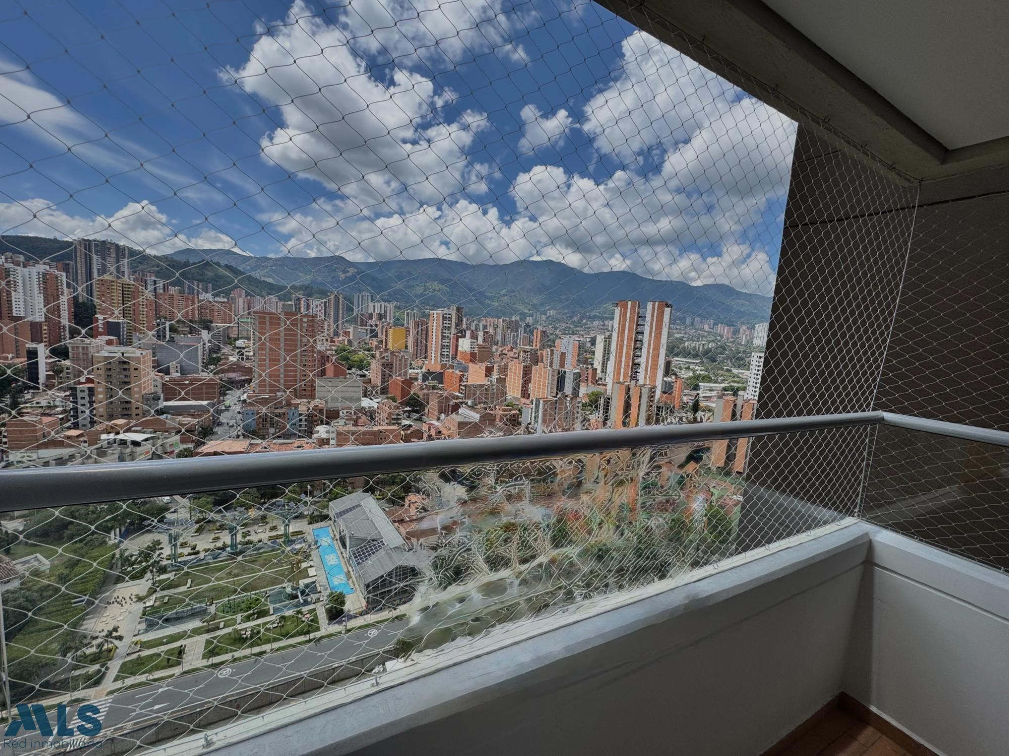 🏙️ Apartamento con vista soñada y espacios amplios en Sabaneta sabaneta - los alcazares