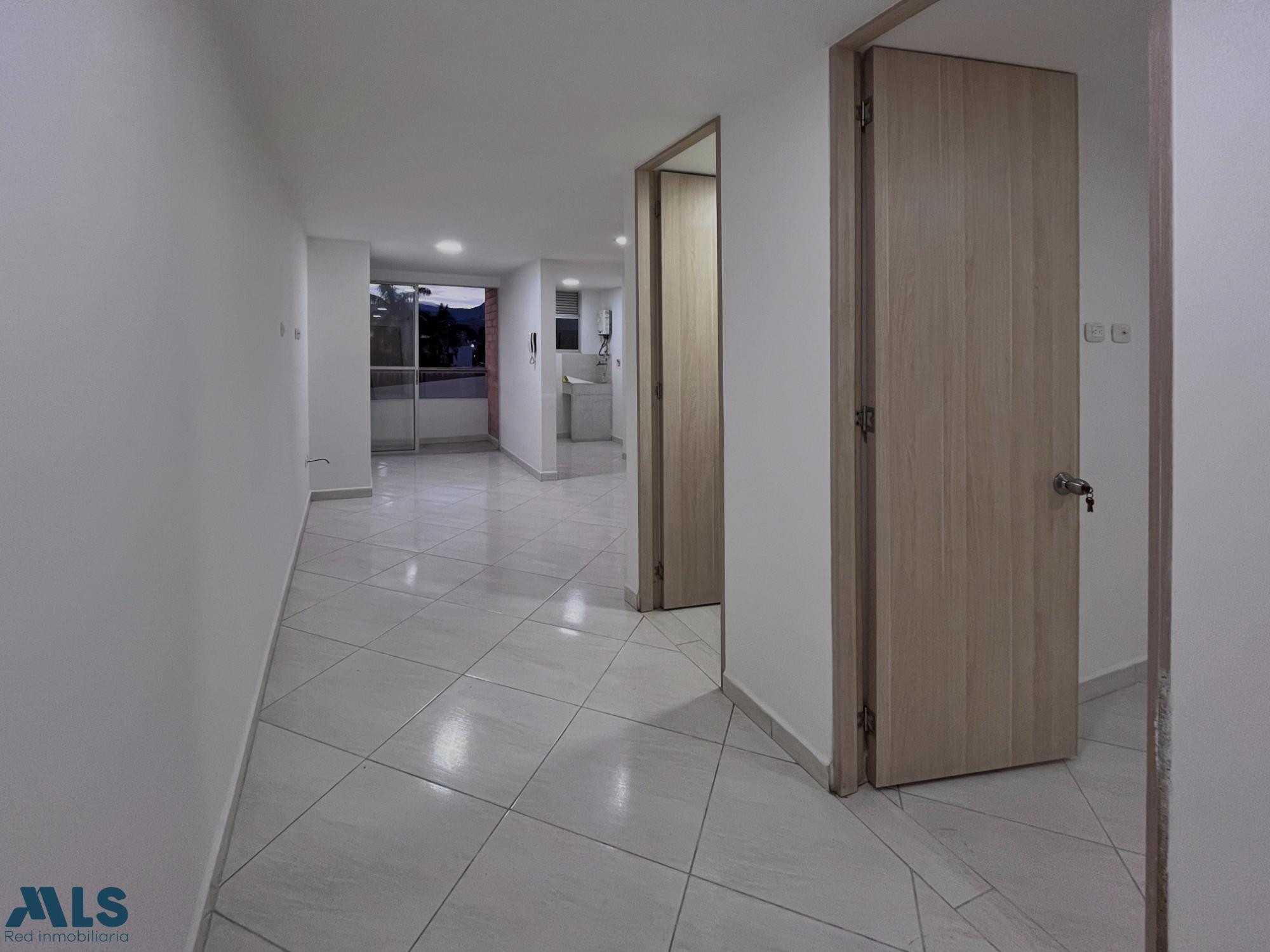 Apartaestudio cerca del centro comercial Mayorca. sabaneta - virgen del carmen