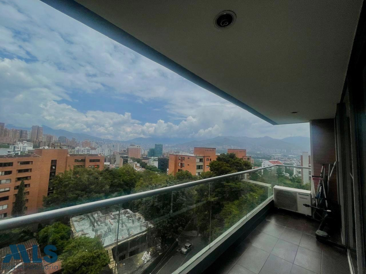 Se vende apartamento en el Poblado, sector Lalinde medellin - lalinde