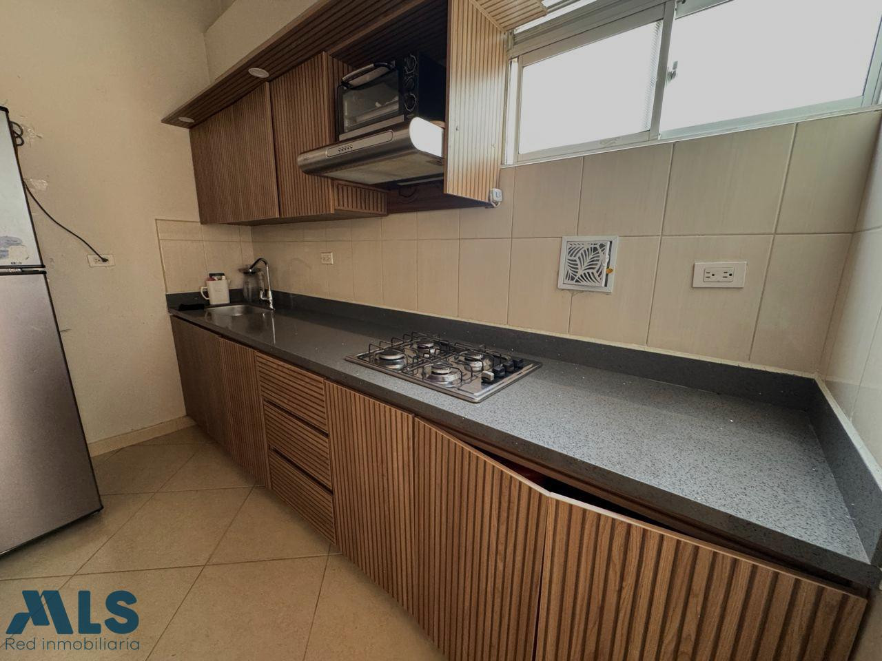 Apartamento Duplex con excelente iluminación itagui - simon bolivar