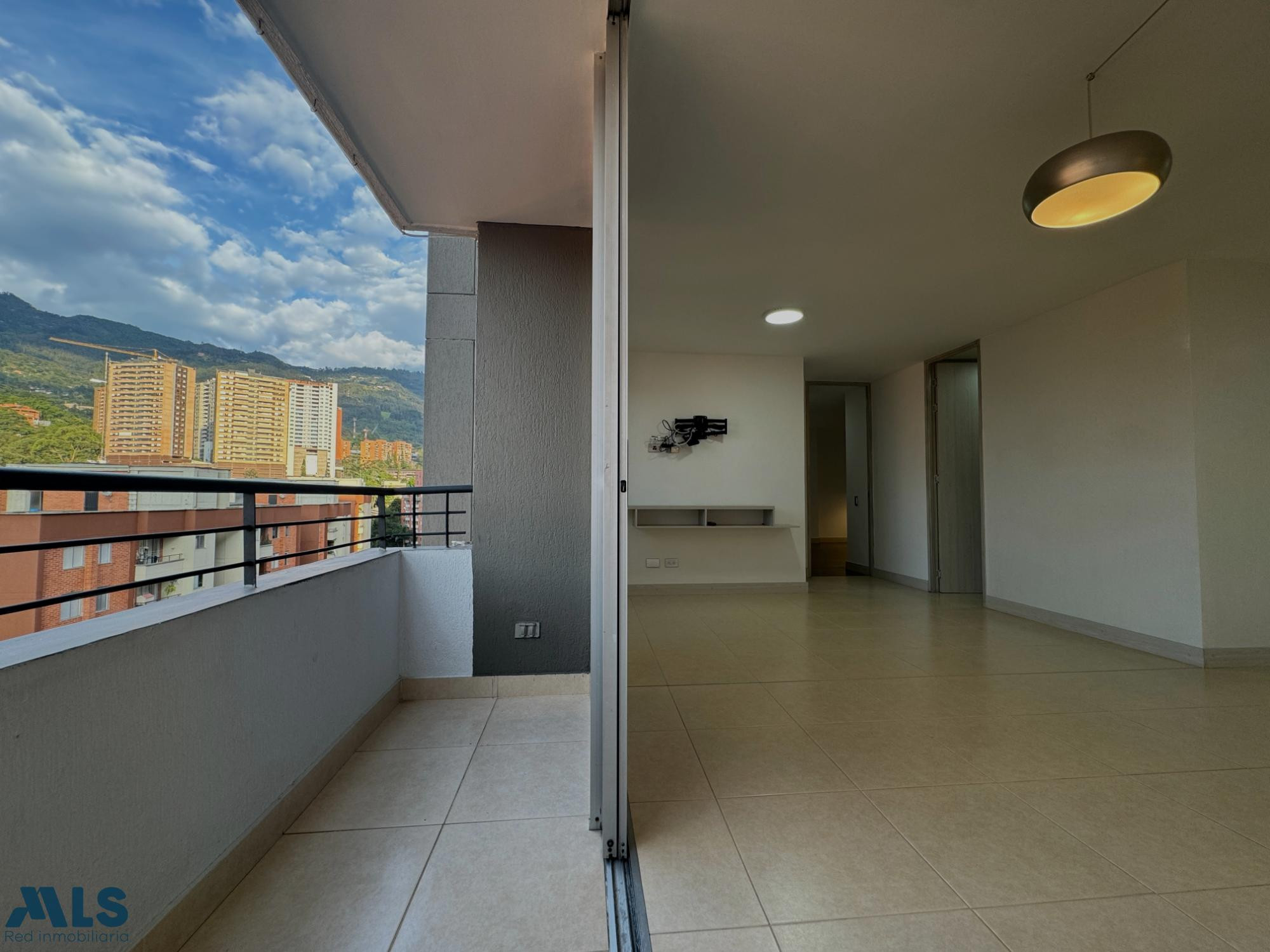 VENTA DE APARTAMENTO EN ENVIGADO SECTOR CUMBRES envigado - loma de cumbres
