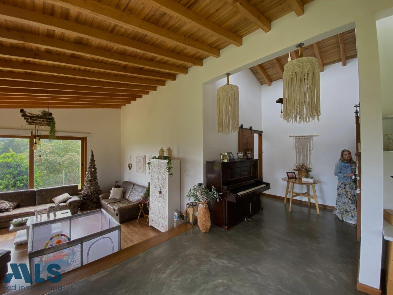 Hermosa Finca Moderna para la venta en Guarne guarne - v la clarita