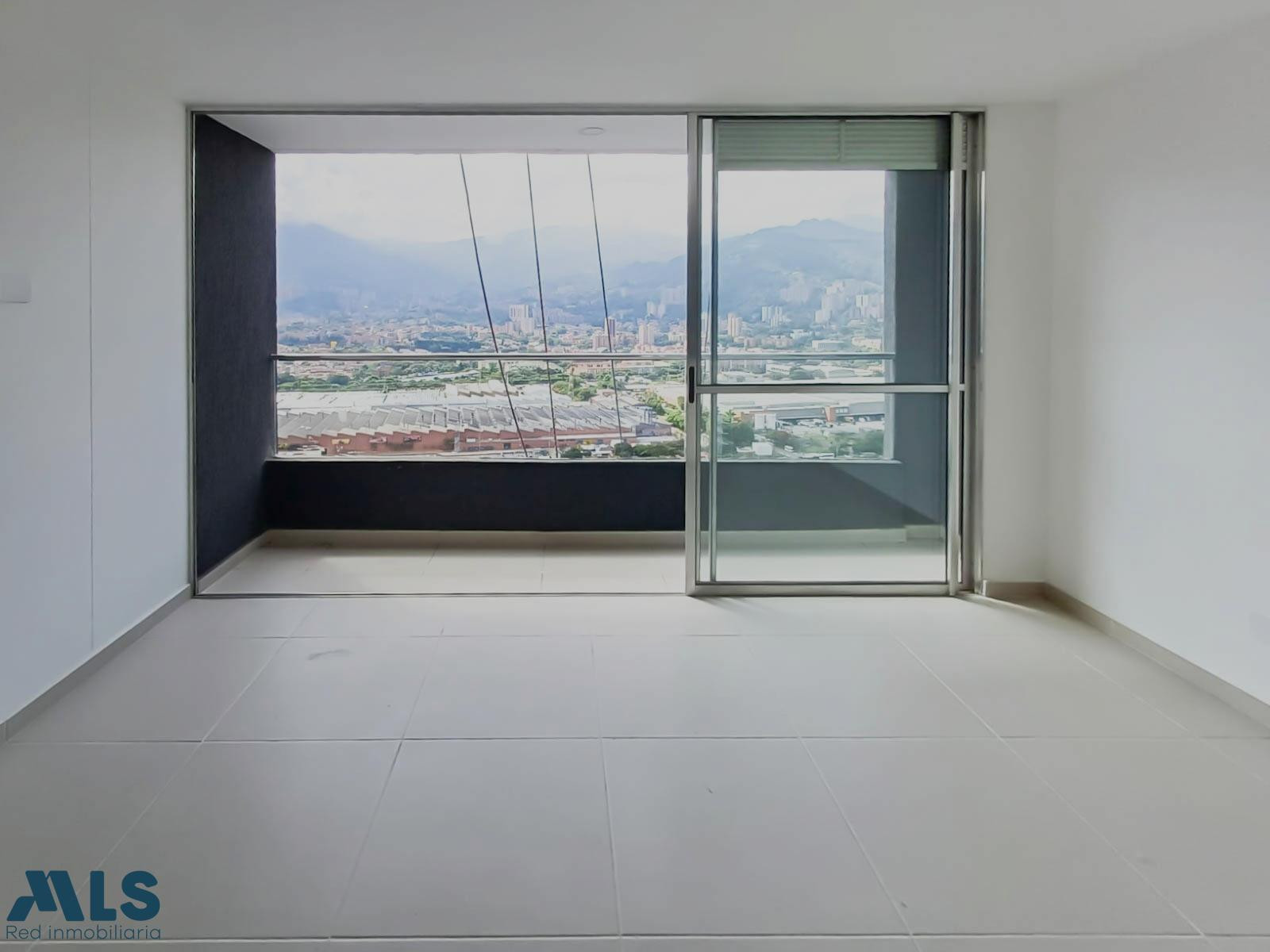 APARTAMENTO PARA VENTA EN LUGAR CON GRAN DESARROLLO itagui - simon bolivar