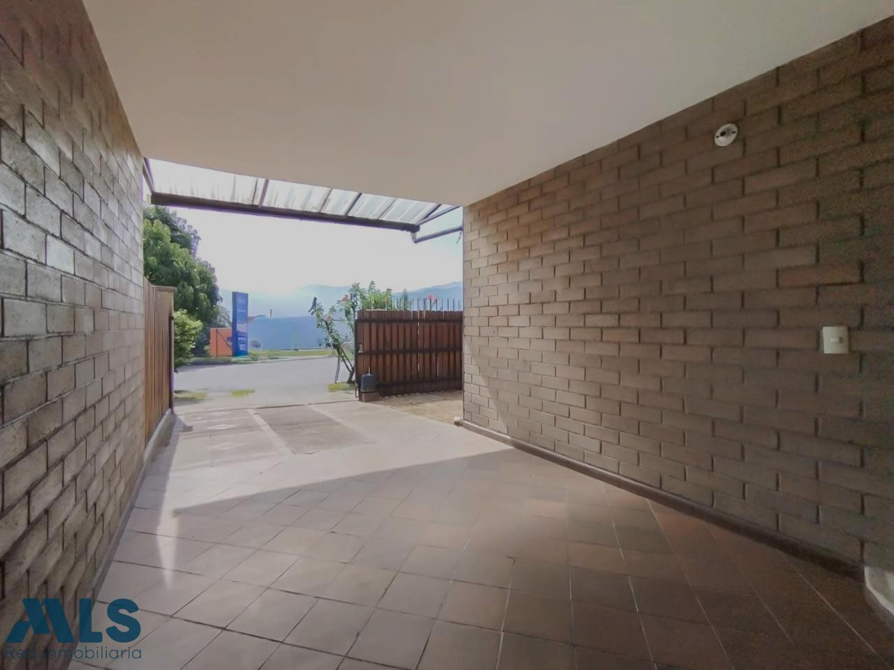 CASA PARA LA VENTA EN SECTOR EXCLUSIVO DE LA ESTRELLA la-estrella - toledo