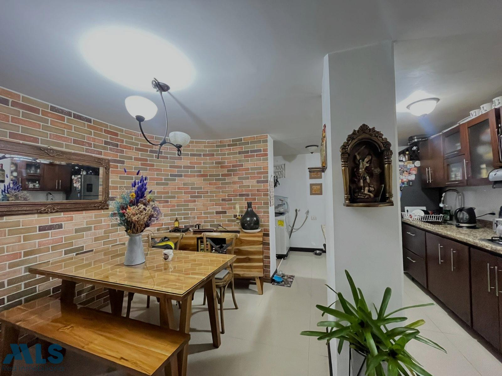 Apartamento en venta en Loma de los Bernal medellin - loma de los bernal