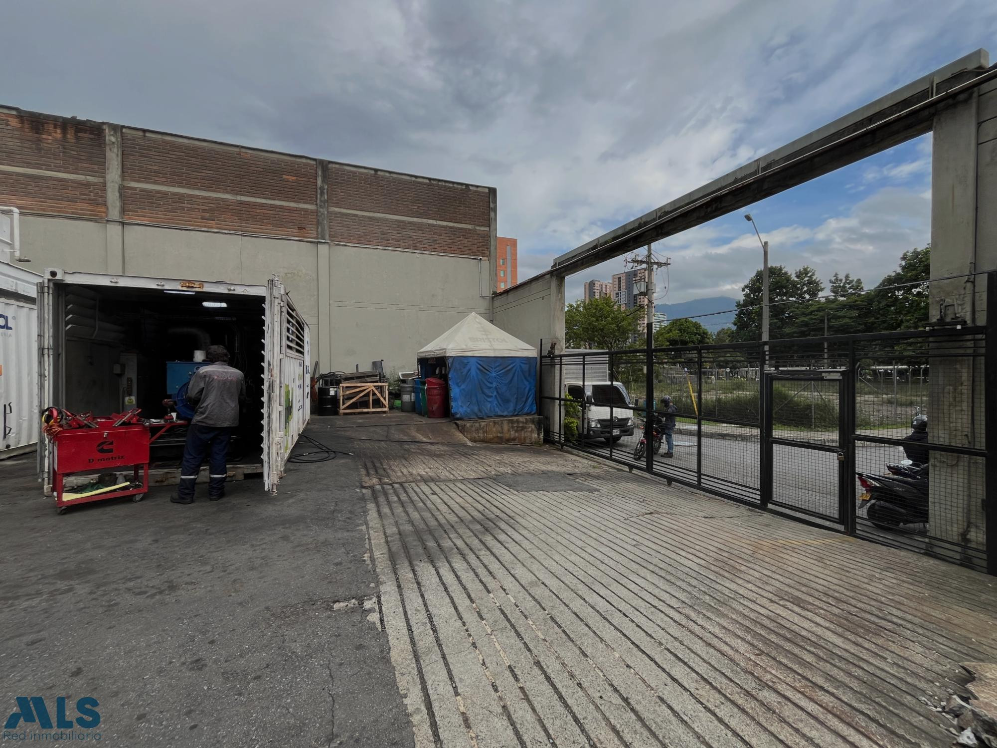 Bodega industrial por inversión itagui - zona industrial