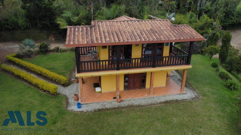 Hermosa Finca para venta con 23.000mts en San Vicente san-vicente - chaparral