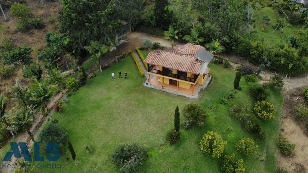 Hermosa Finca para venta con 23.000mts en San Vicente san-vicente - chaparral