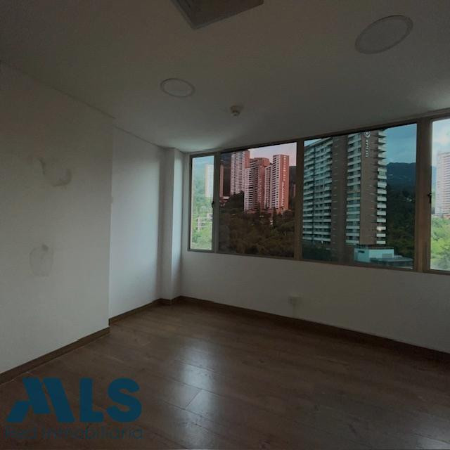 Oficina cerca al tesoro medellin - el tesoro