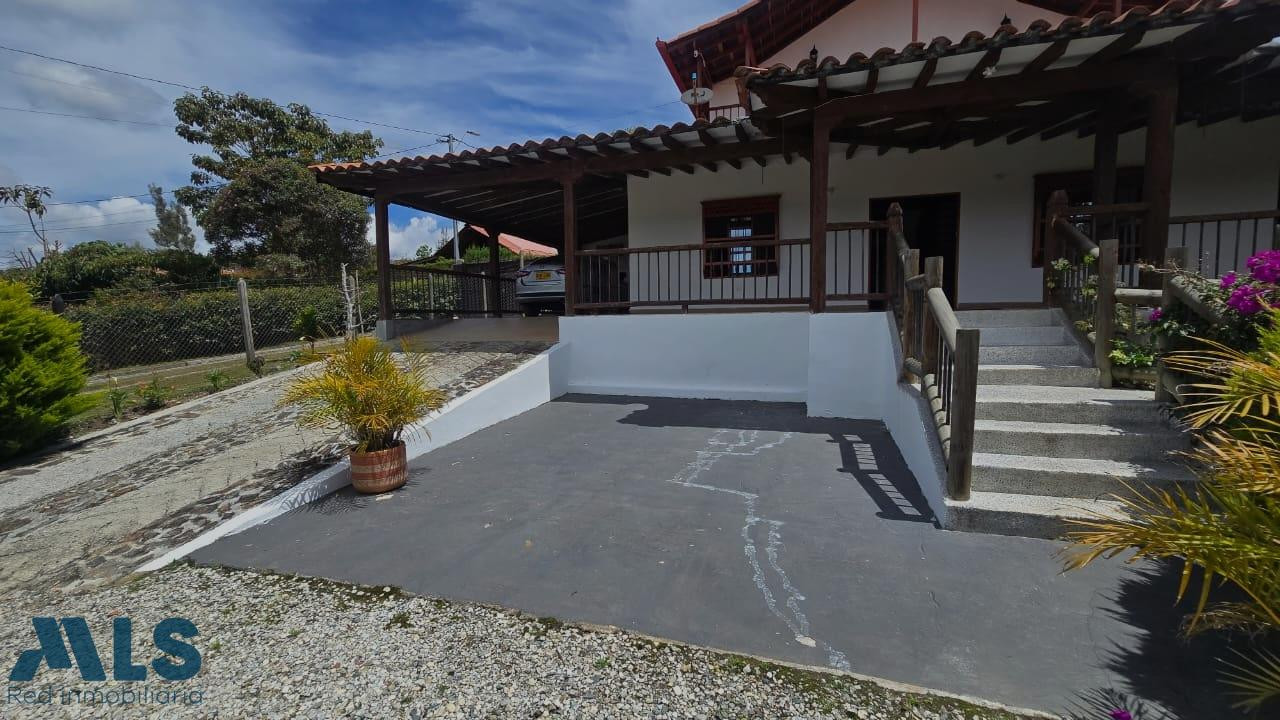 VENTA DE FINCA VEREDA EL ROSARIO SECTOR LA TOMATERA SANTA ELENA santa-elena - rural