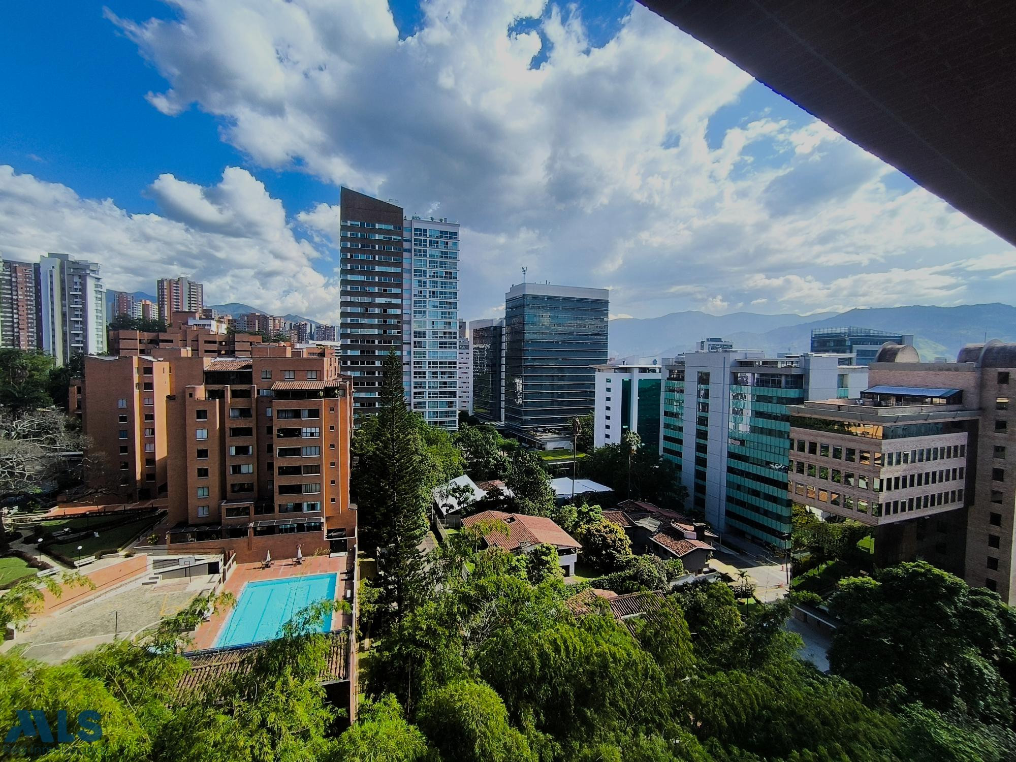 Exclusividad y ubicación premium, apartamento en el Poblado medellin - loma de los parra
