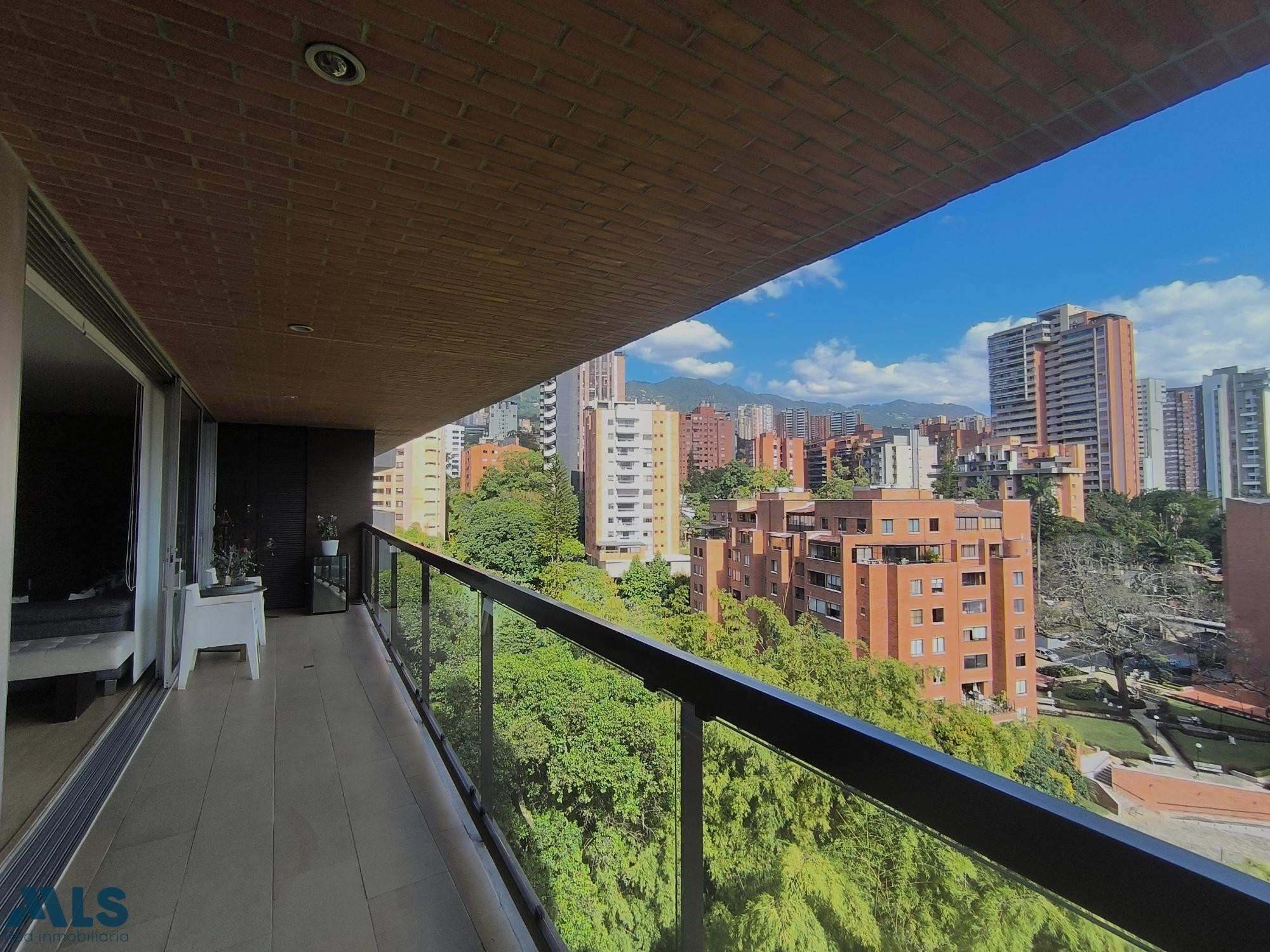 Exclusividad y ubicación premium, apartamento en el Poblado medellin - loma de los parra