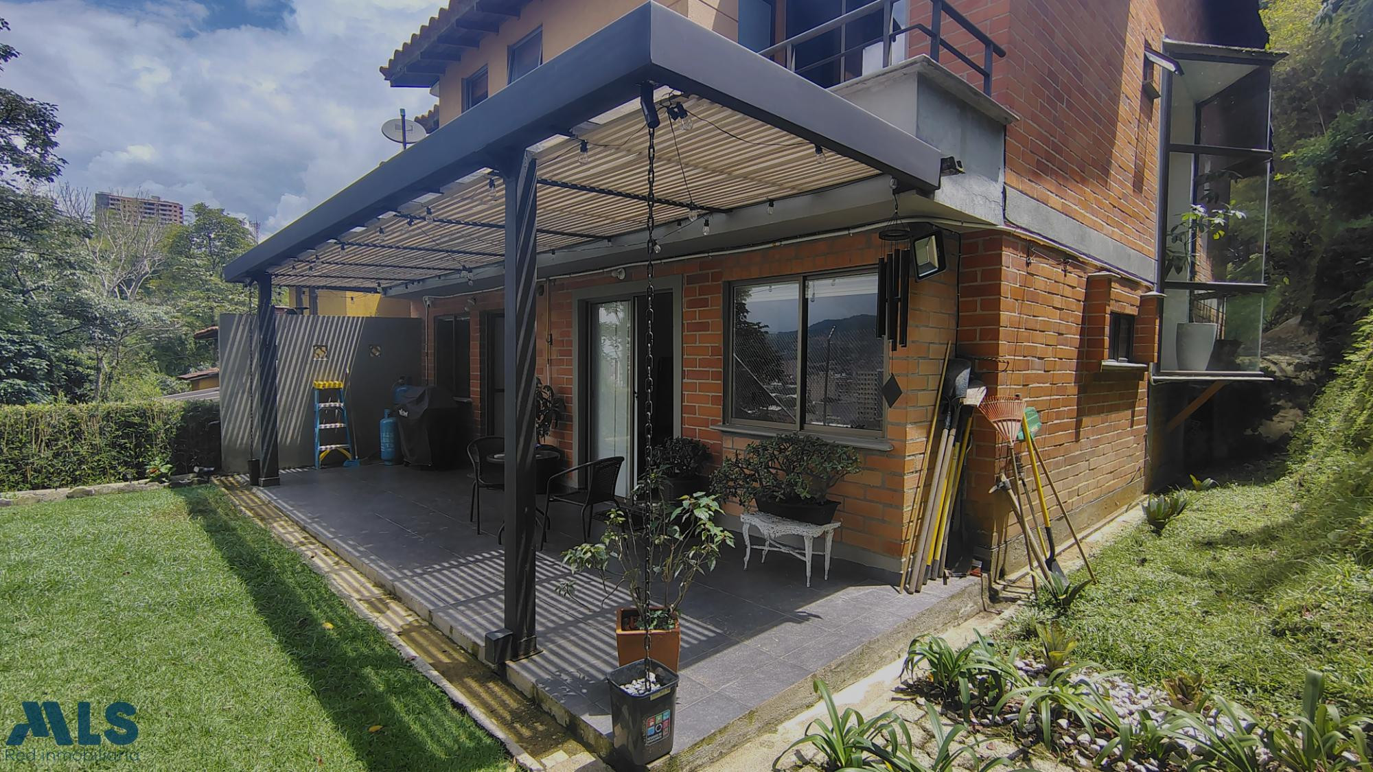 CASA EN VENTA EN SABANETA EN UNIDAD CERRADA sabaneta - los alcazares