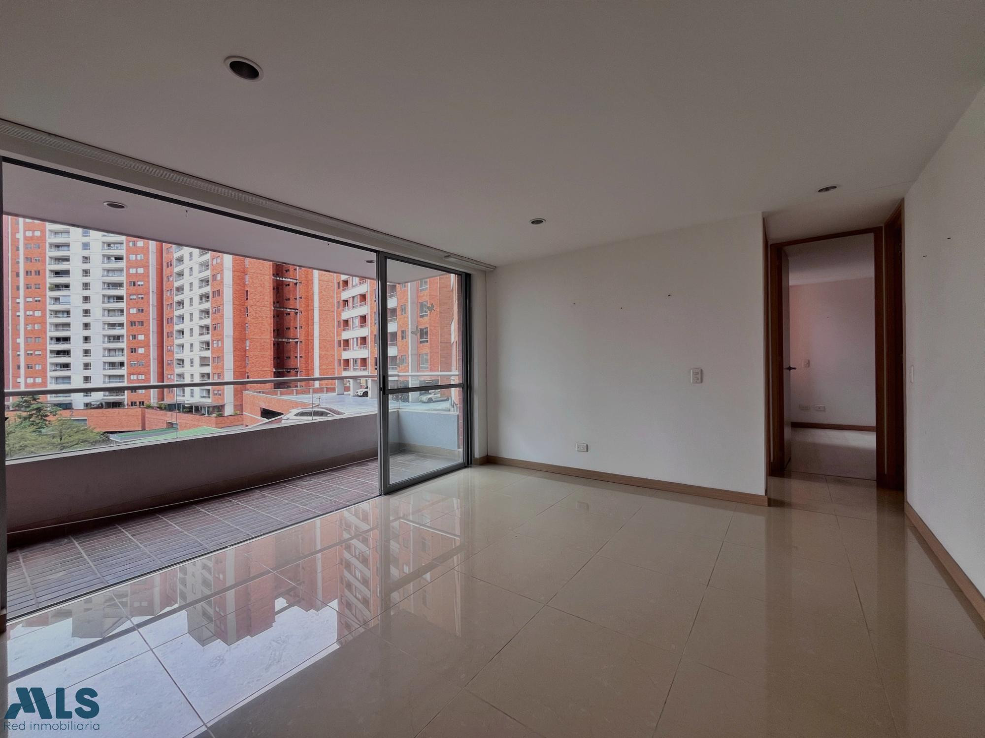 Apartamento cerca de la estación estrella del metro. sabaneta - v canaveralejo