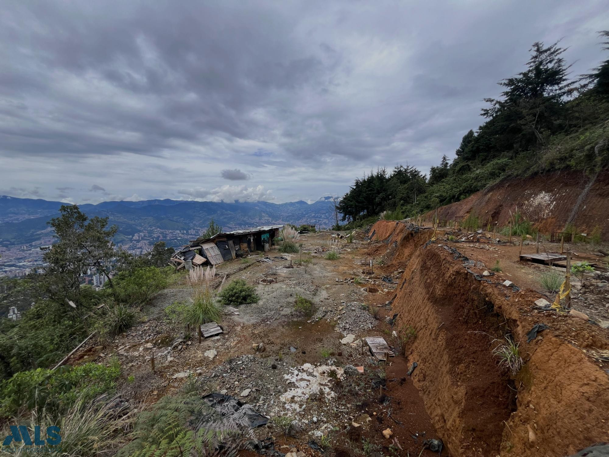 Lote en las palmas con la vista mas espectacular. medellin - las palmas