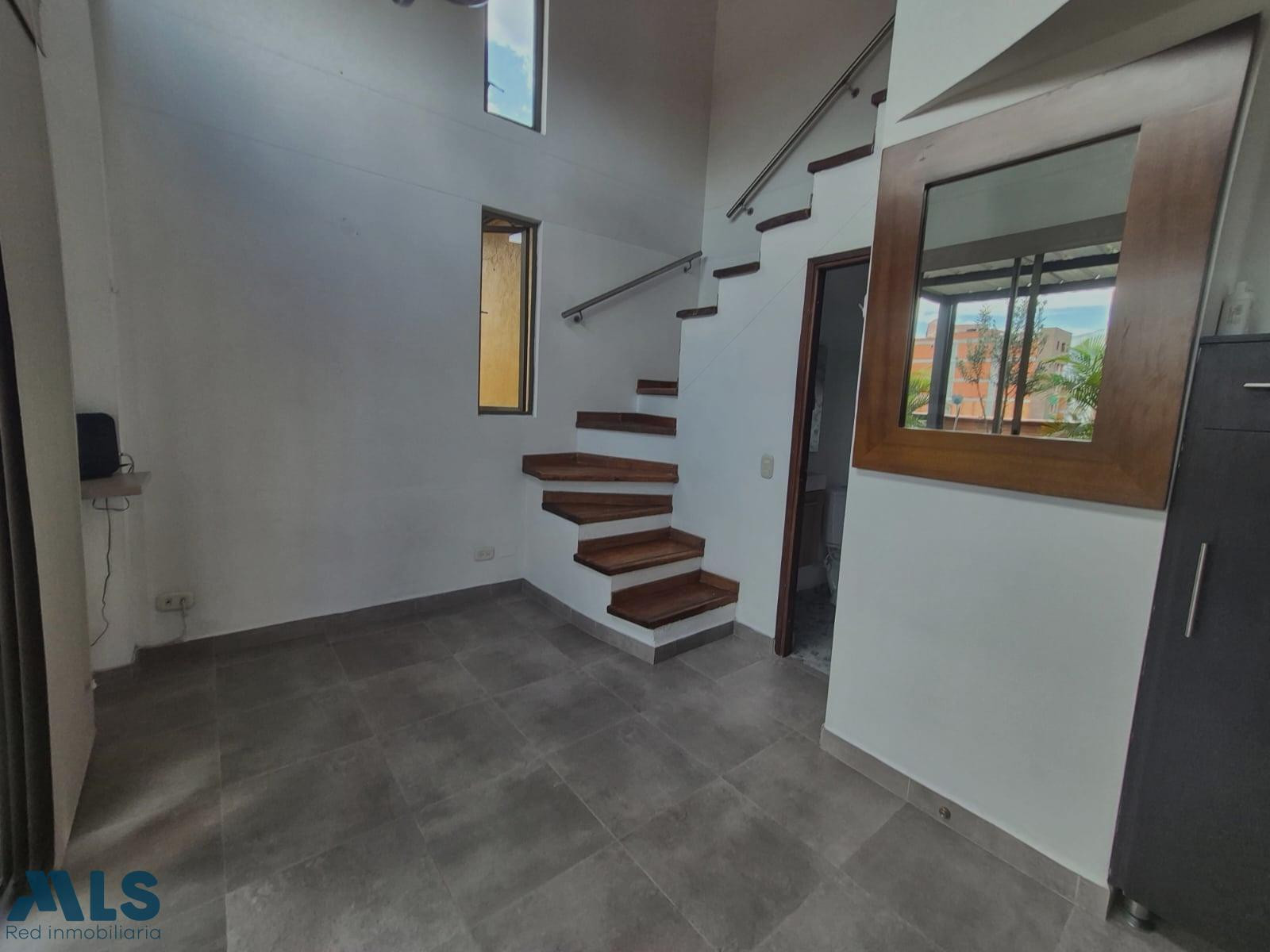 aparta estudio con terraza y jacuzzi privado medellin - la floresta