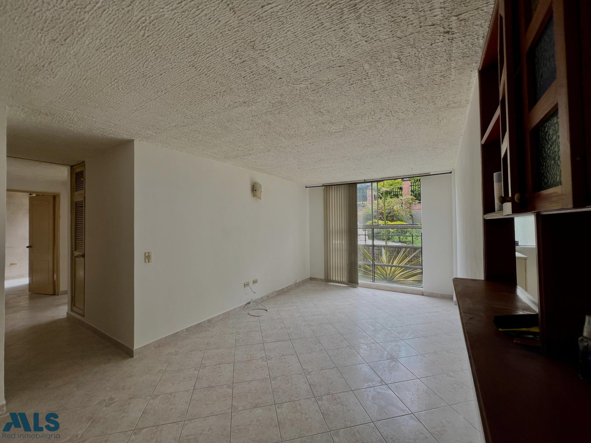 Apartamento con buena luz y ventilación medellin - santa monica