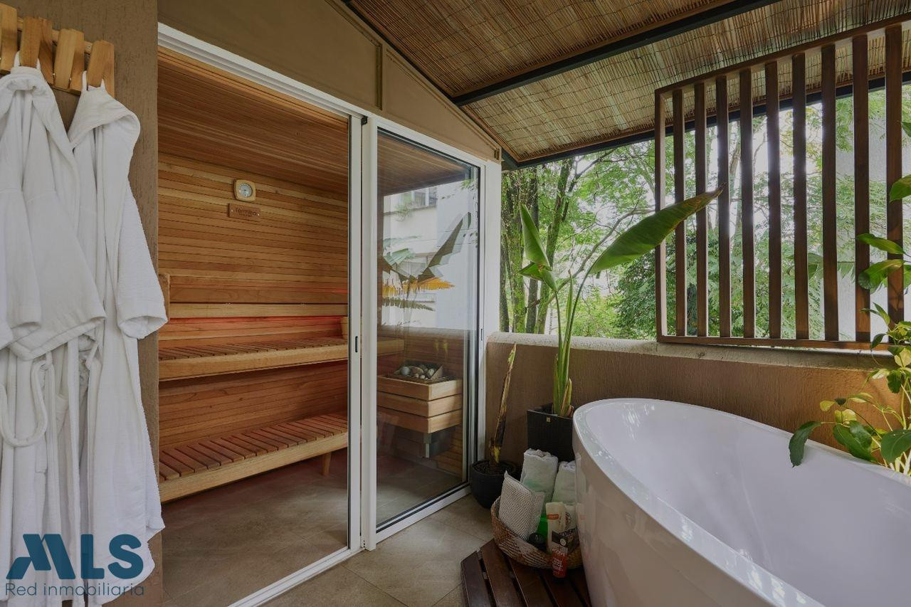 Apto a 3 minutos del centro Comercial el tesoro medellin - el tesoro