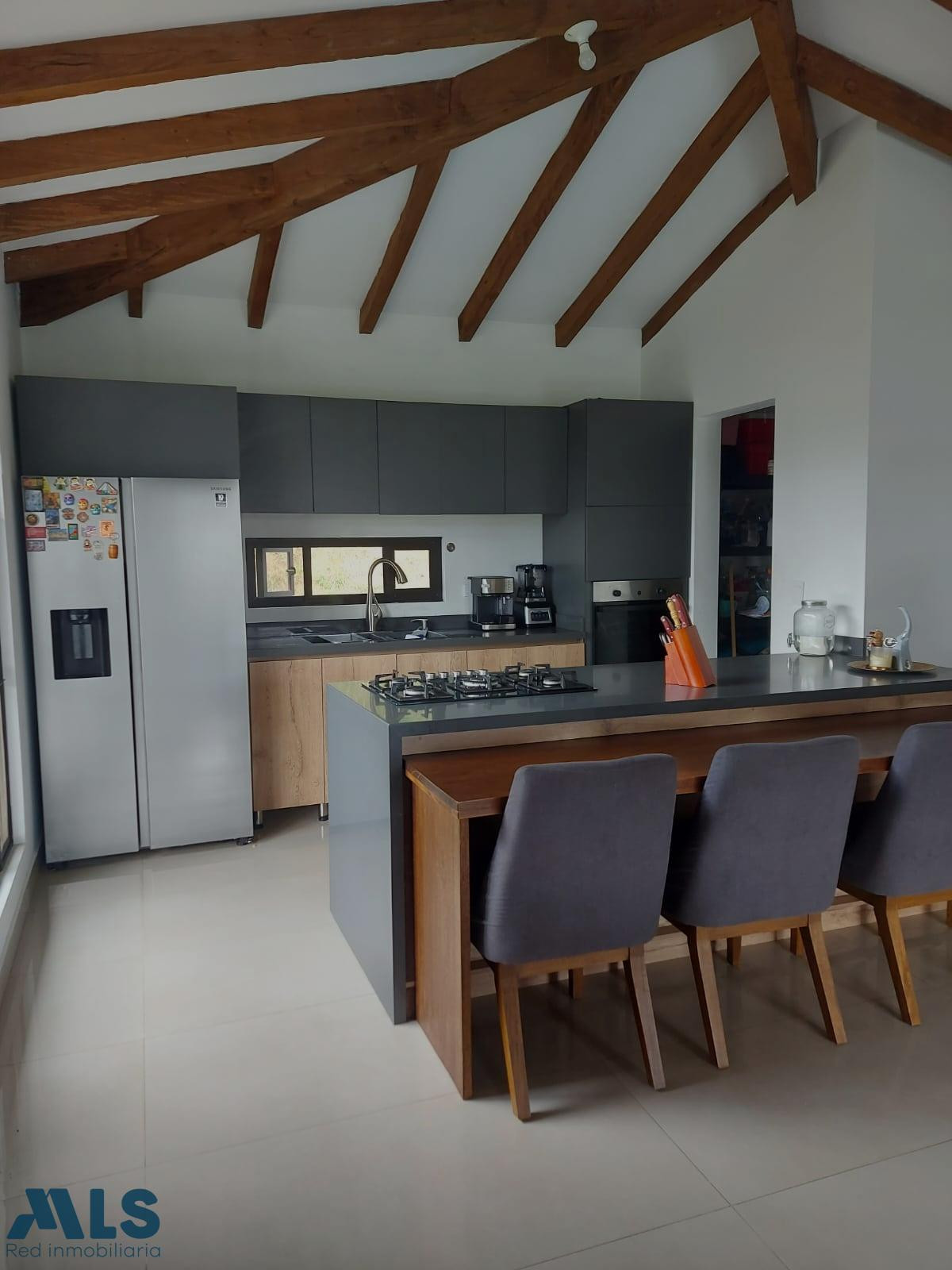 Hermosa Casa Campestre Moderna en Marinilla Antioquia marinilla - v las mercedes