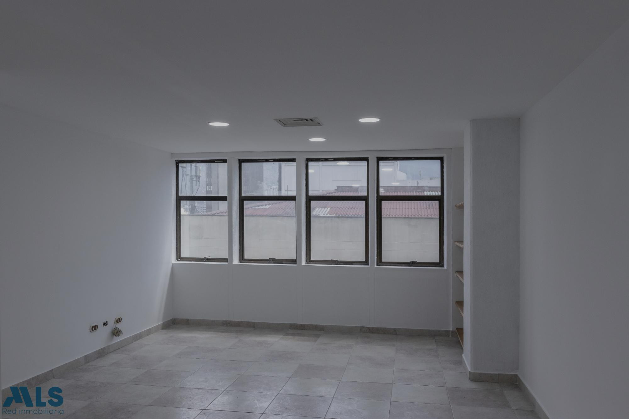 Ubicación privilegianda, cerca a todos los servicios. medellin - alpujarra