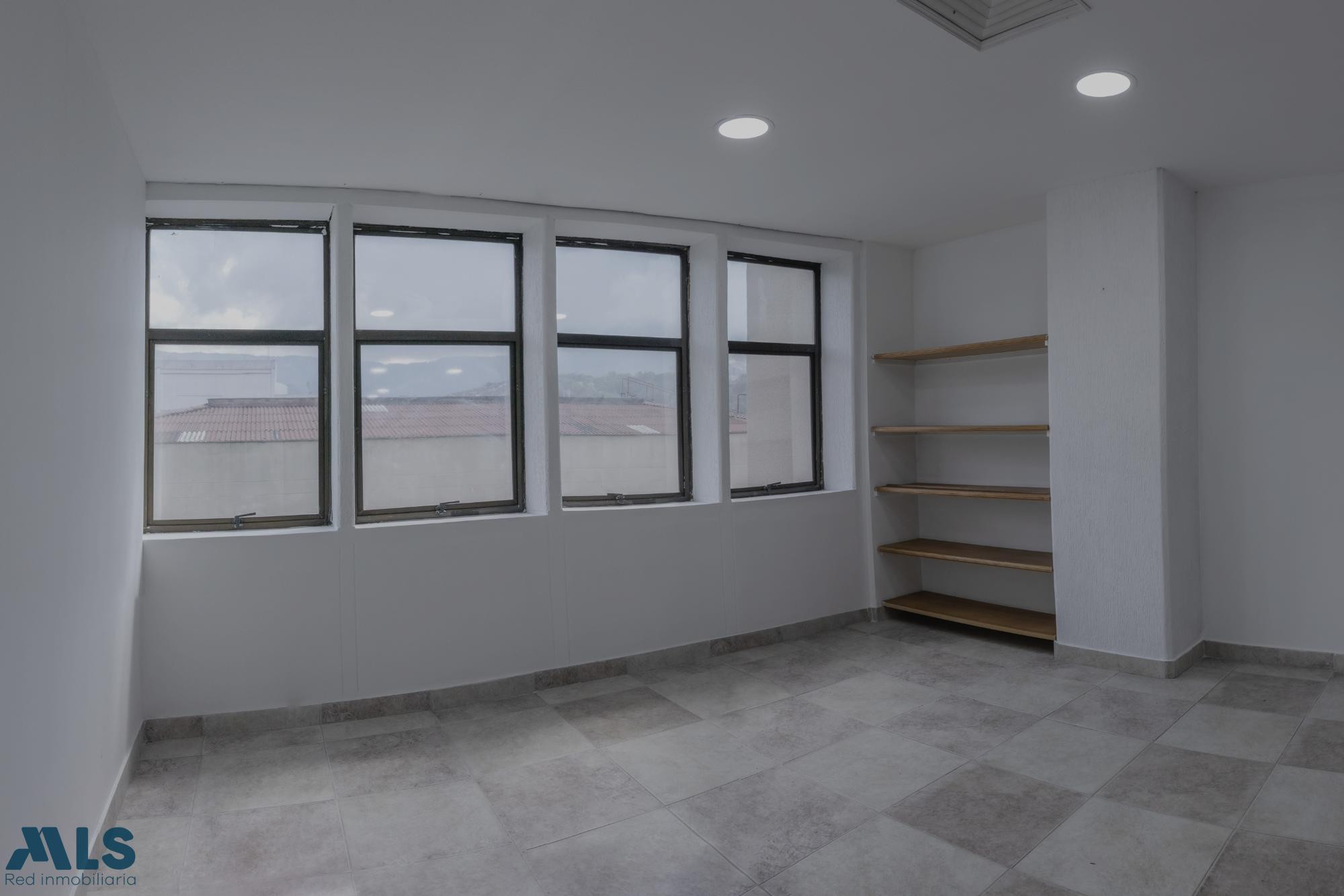 Ubicación privilegianda, cerca a todos los servicios. medellin - alpujarra