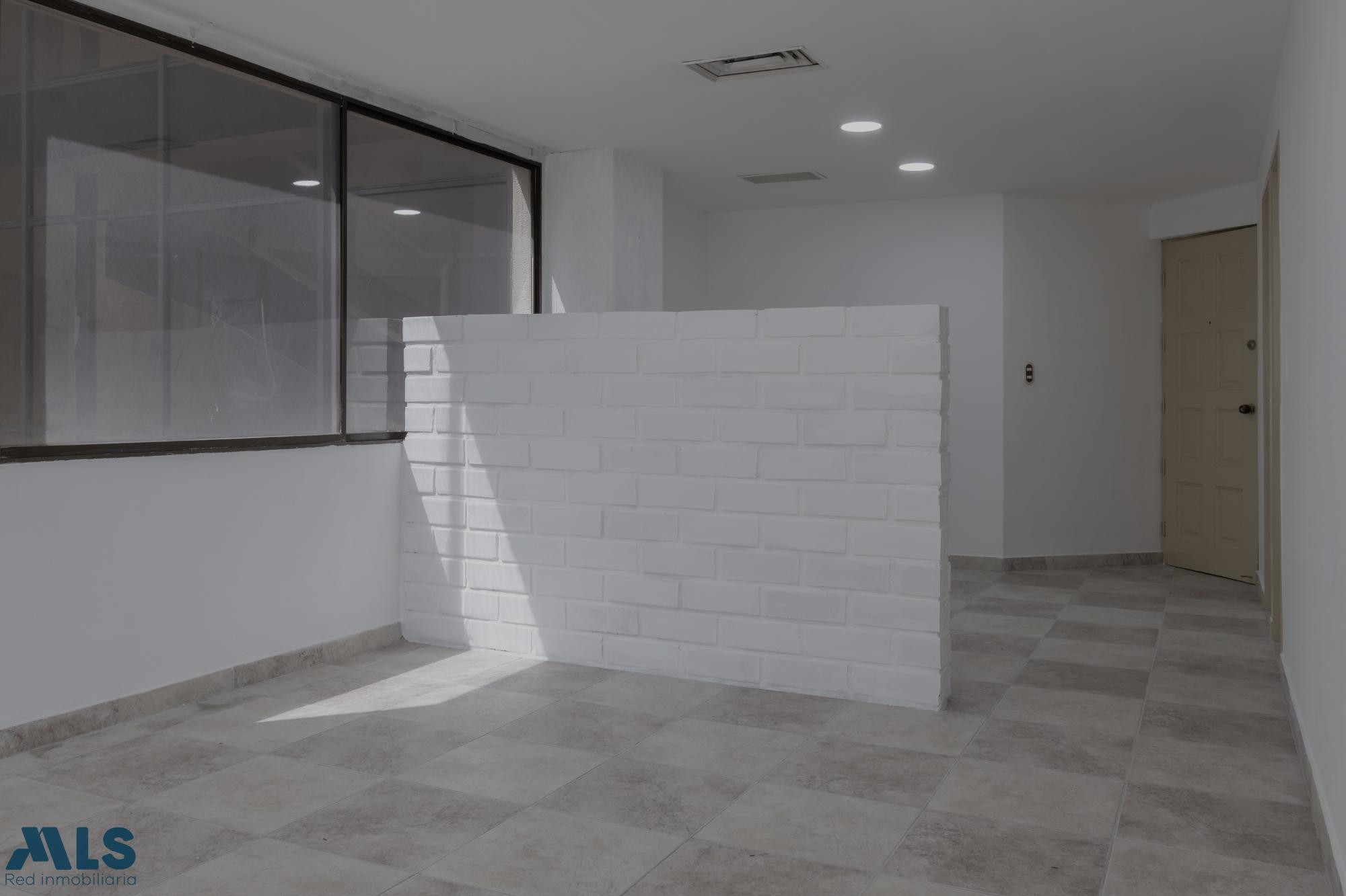 Ubicación privilegianda, cerca a todos los servicios. medellin - alpujarra