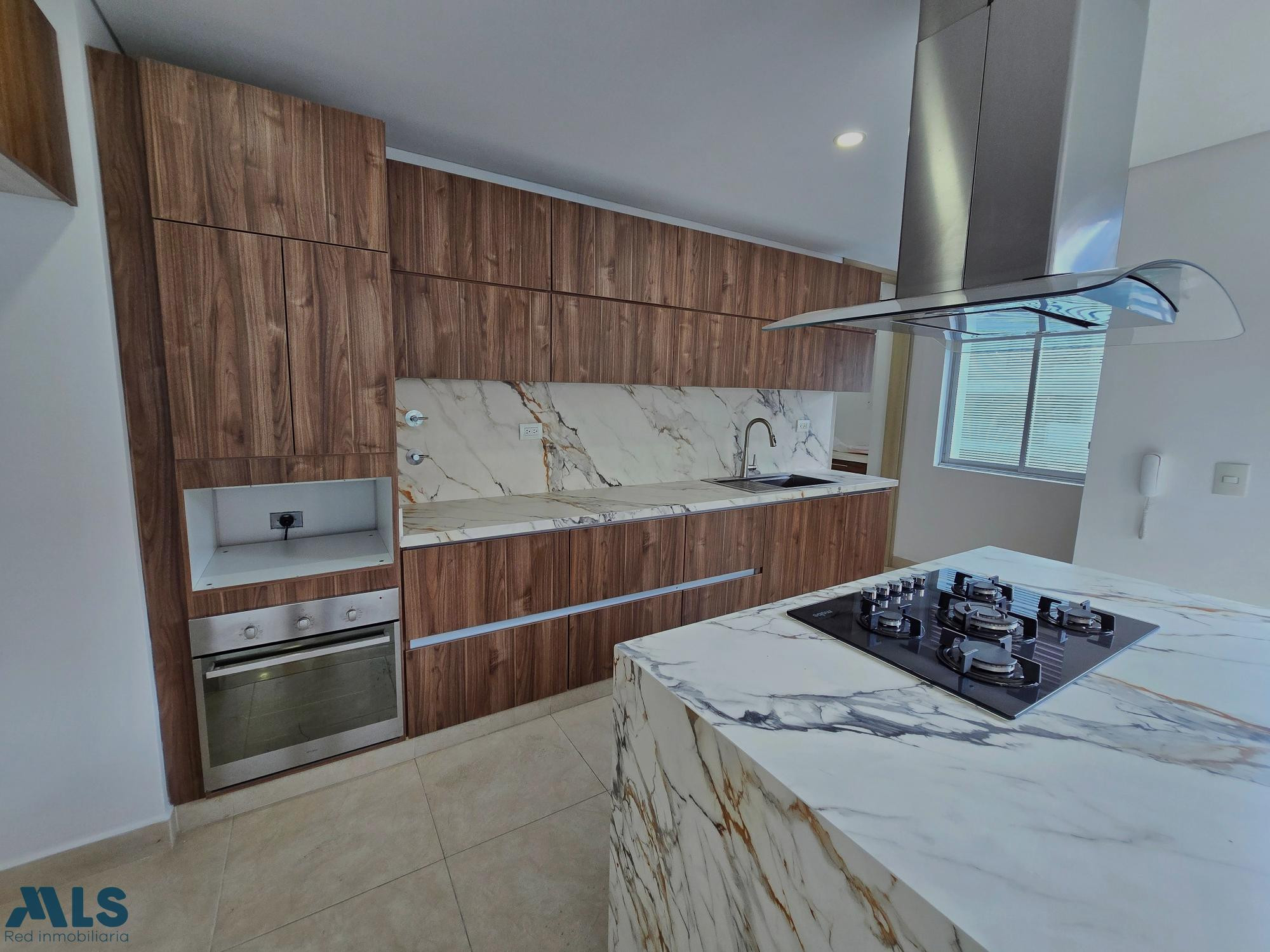 Amplios Espacios con Excelente Ubicacion! medellin - castropol