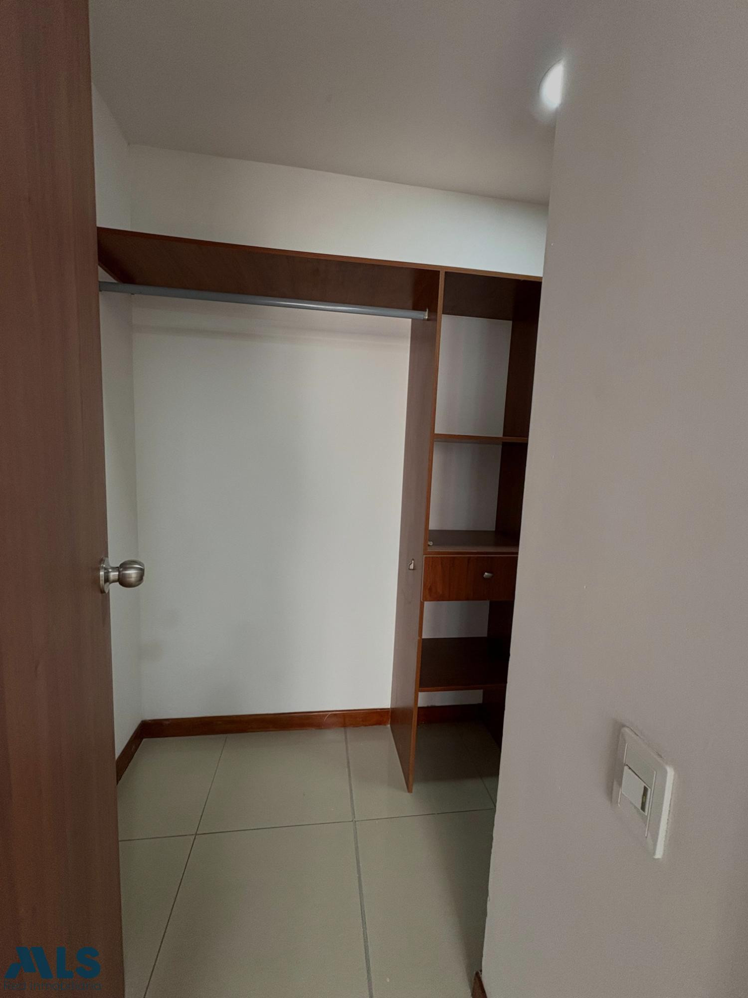 EXCELENTE UBICACION medellin - los balsos no 2