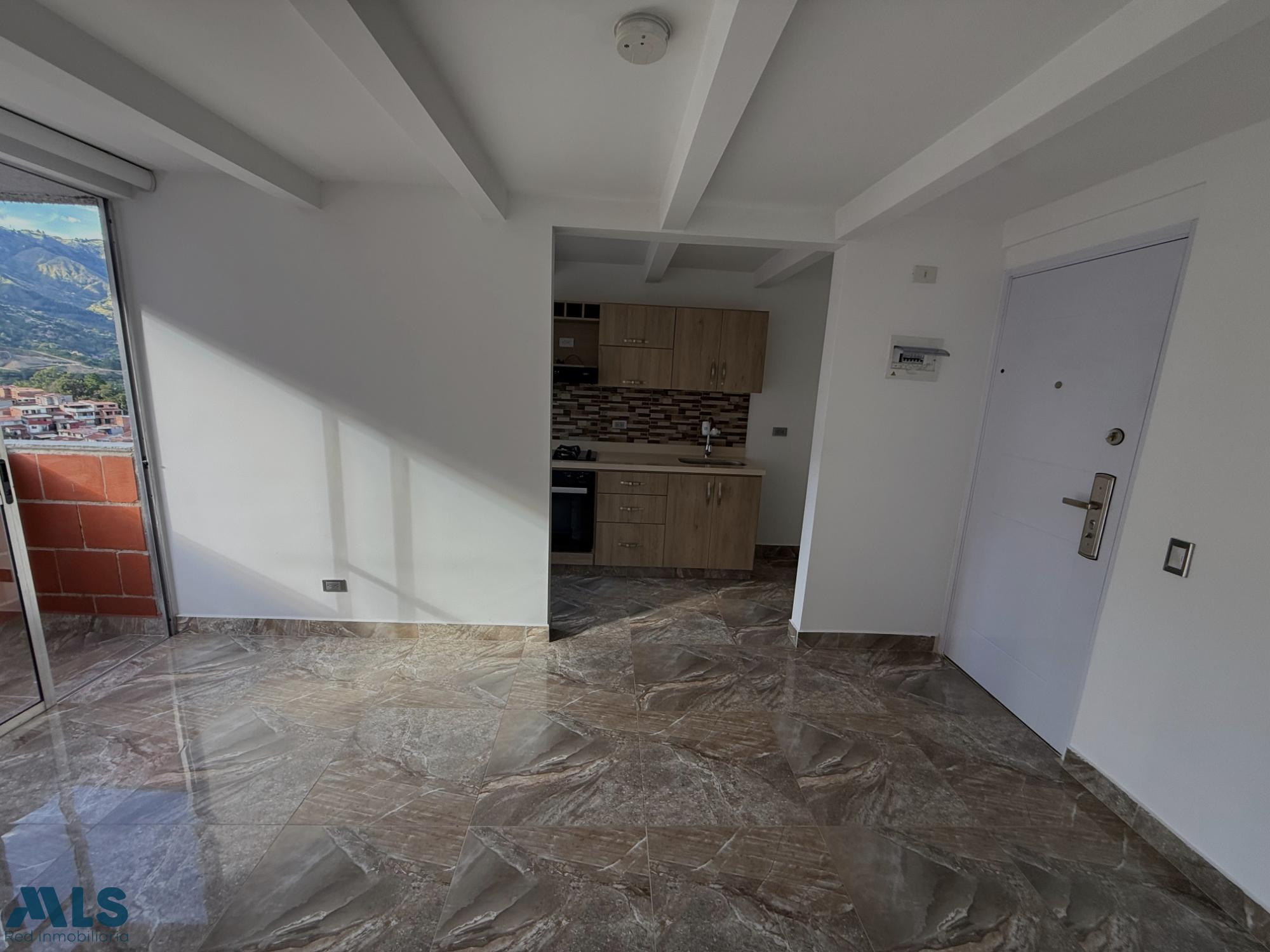Hermoso apartamento con excelentes acabados bello - santa ana