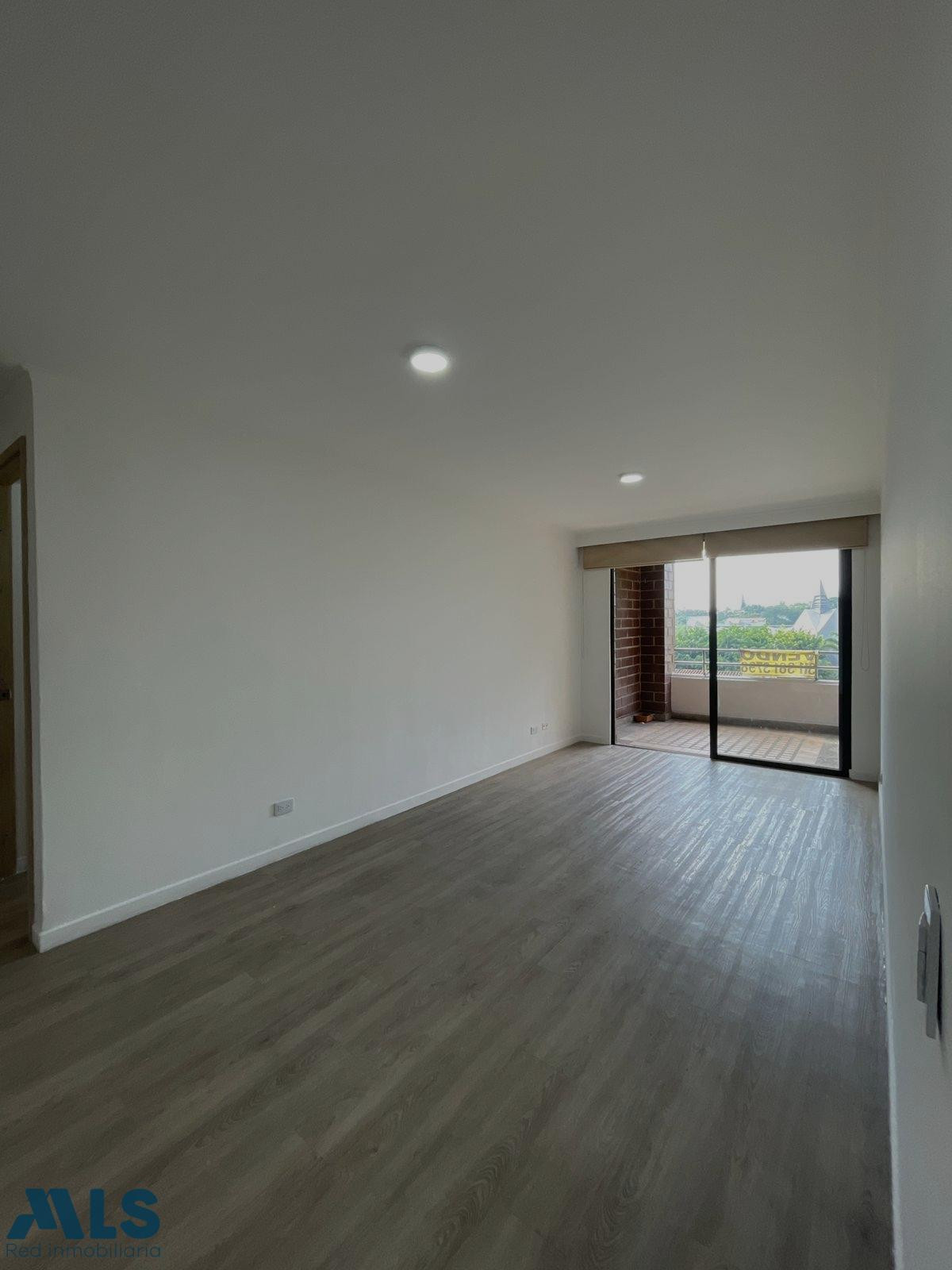 excelente ubicacion medellin - la castellana