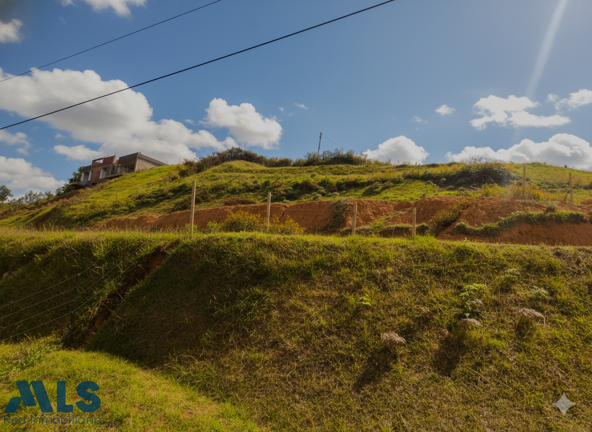 Excelente oportunidad para la casa de tus sueños gomez-plata - vereda la clara