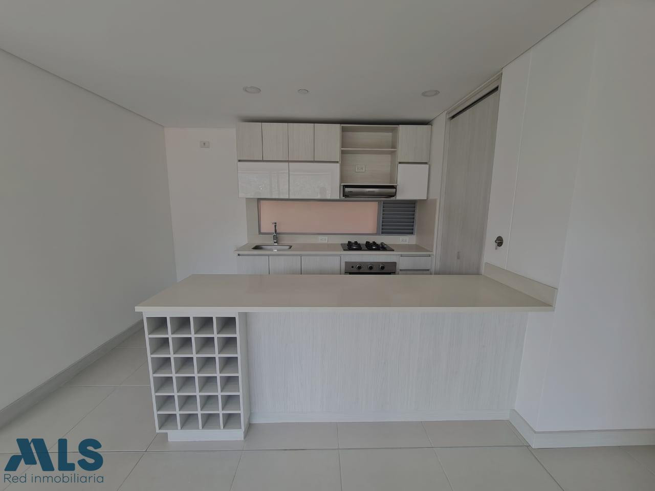 APARTAMENTO MODERNO EN EL MEJOR SECTOR DE ENVIGADO envigado - loma de cumbres
