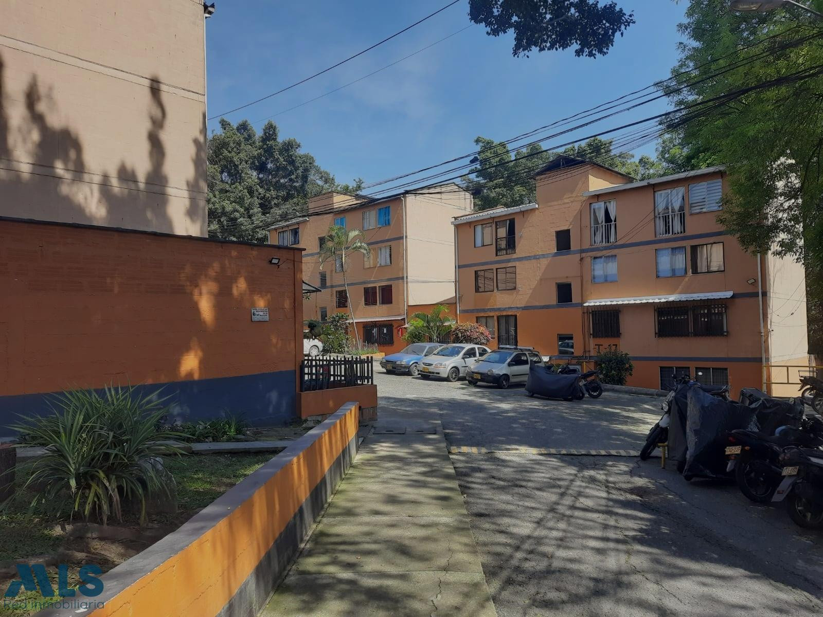 buena ubicación medellin - robledo