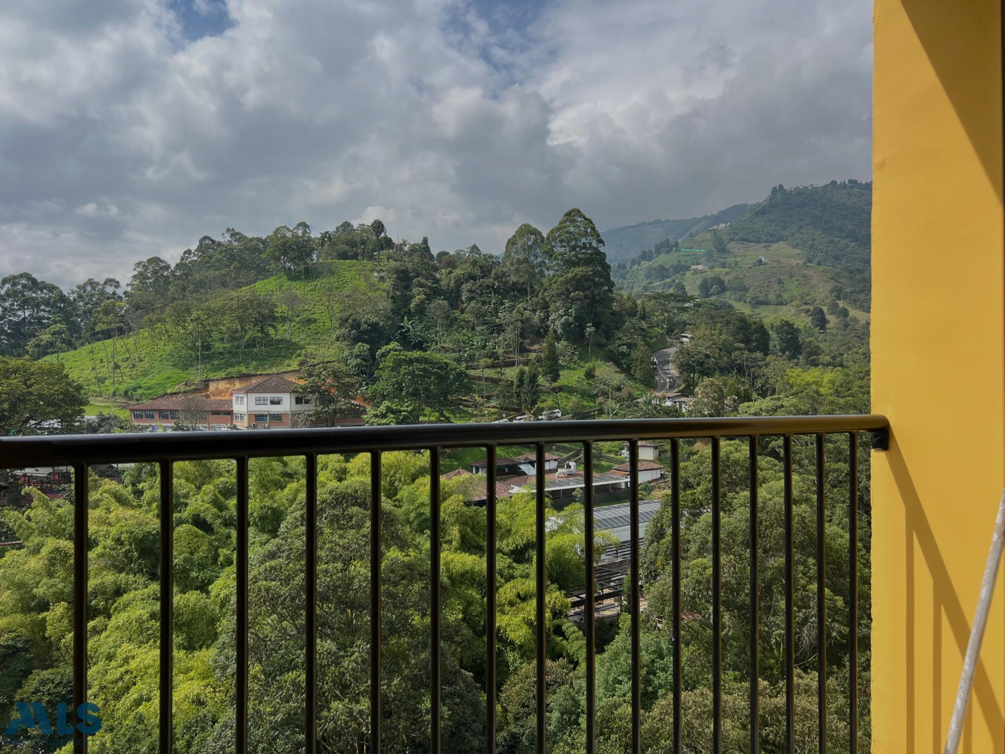 COMODO APARTAMENTO CAMPESTRE EN LA ESTRELLA la-estrella - ancon